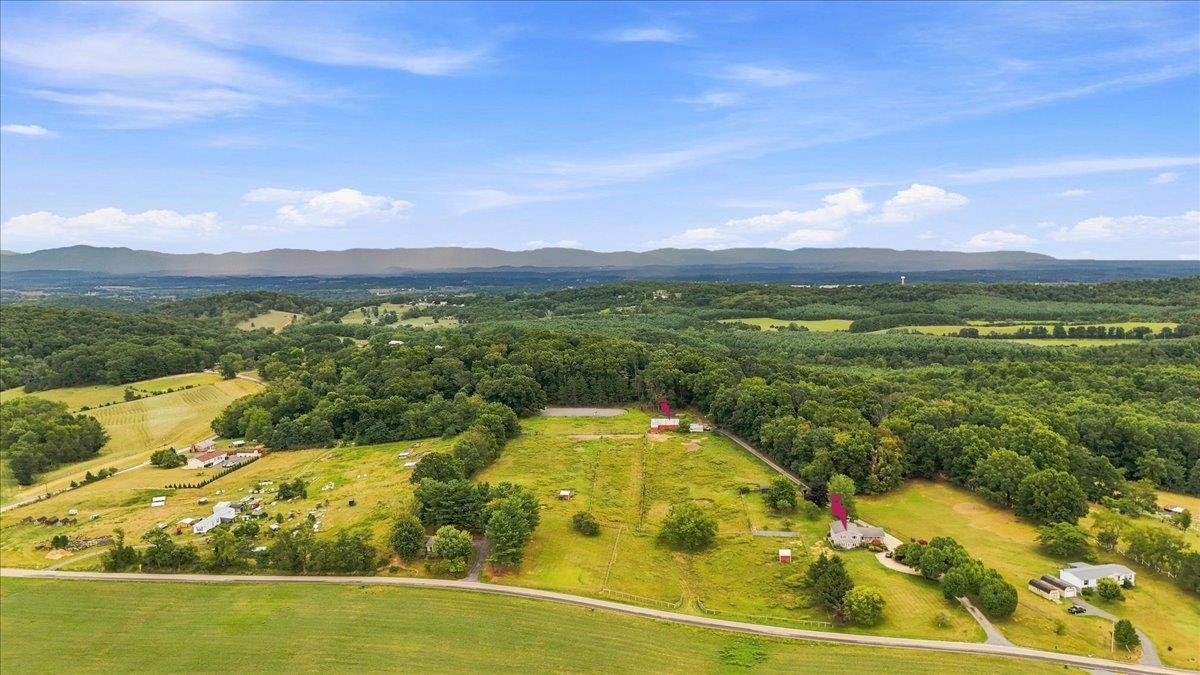 1100 QUICKS MILL RD, STAUNTON, Virginia 24401, 5 Bedrooms Bedrooms, ,3 BathroomsBathrooms,Residential,1100 QUICKS MILL RD,680542 MLS # 680542 1100 QUICKS MILL RD, STAUNTON, Virginia 24401, 5 Bedrooms Bedrooms, ,3 BathroomsBathrooms,Residential,1100 QUICKS MILL RD,680542 MLS # 680542