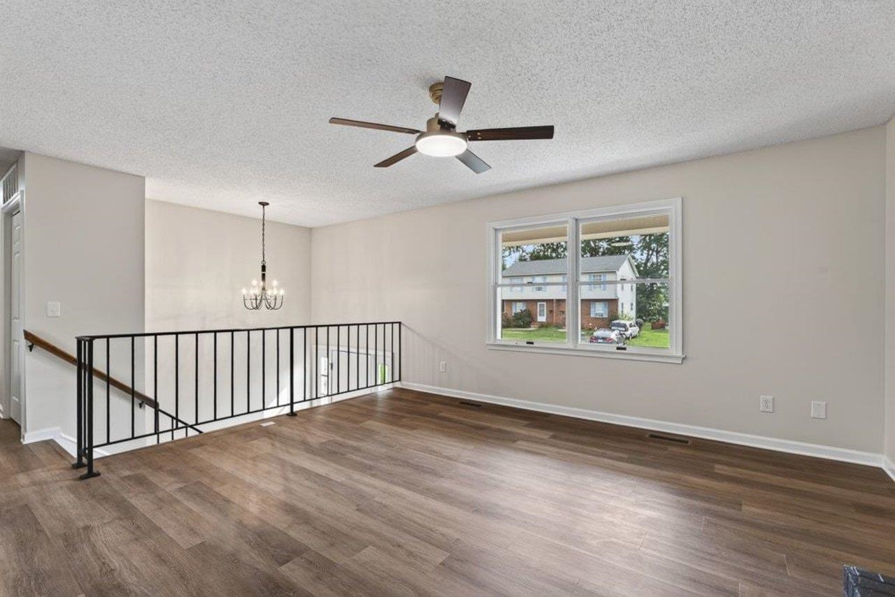934 NORTHFIELD CT, HARRISONBURG, Virginia 22802, 4 Bedrooms Bedrooms, ,3 BathroomsBathrooms,Residential,934 NORTHFIELD CT,680639 MLS # 680639 934 NORTHFIELD CT, HARRISONBURG, Virginia 22802, 4 Bedrooms Bedrooms, ,3 BathroomsBathrooms,Residential,934 NORTHFIELD CT,680639 MLS # 680639
