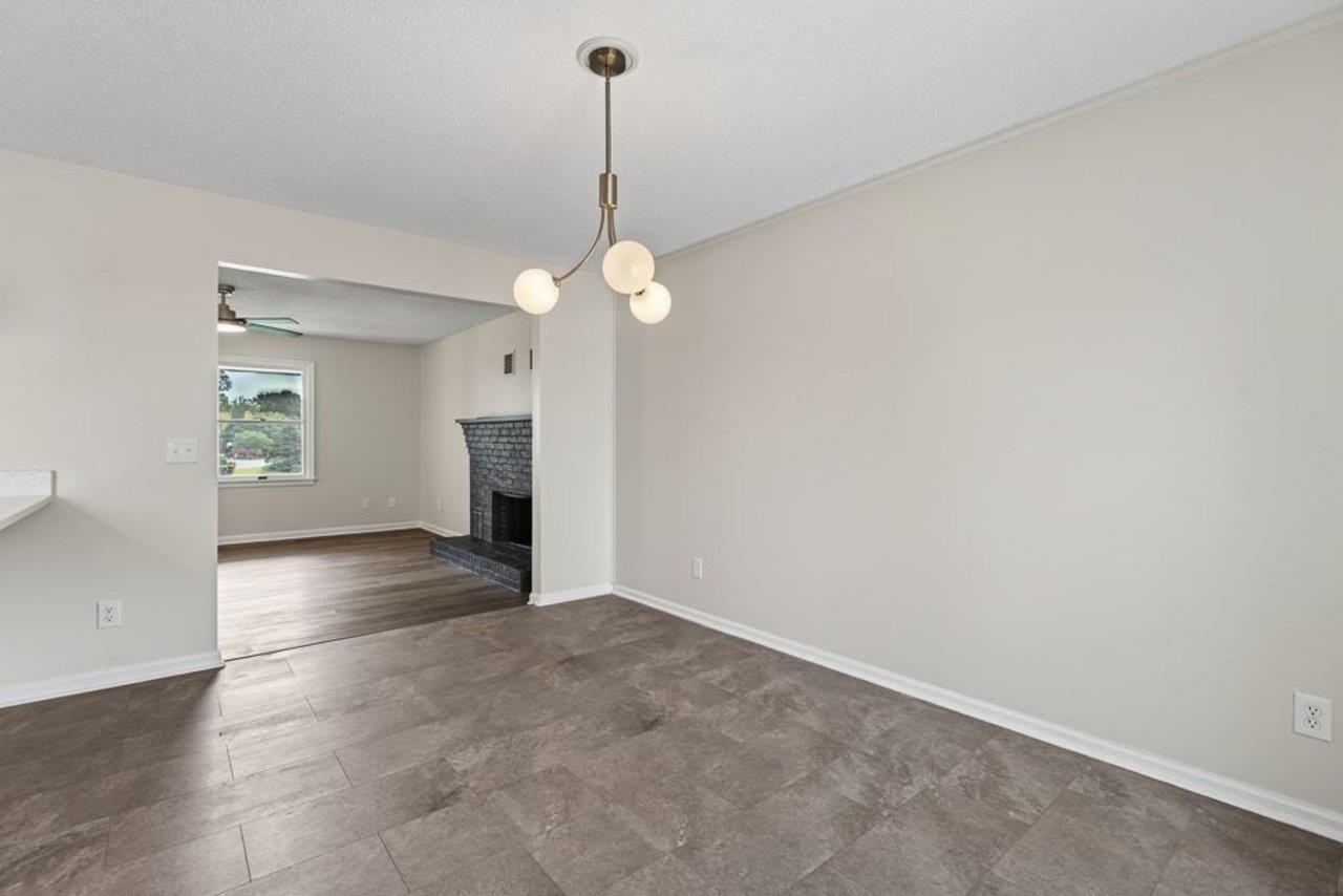 934 NORTHFIELD CT, HARRISONBURG, Virginia 22802, 4 Bedrooms Bedrooms, ,3 BathroomsBathrooms,Residential,934 NORTHFIELD CT,680639 MLS # 680639 934 NORTHFIELD CT, HARRISONBURG, Virginia 22802, 4 Bedrooms Bedrooms, ,3 BathroomsBathrooms,Residential,934 NORTHFIELD CT,680639 MLS # 680639