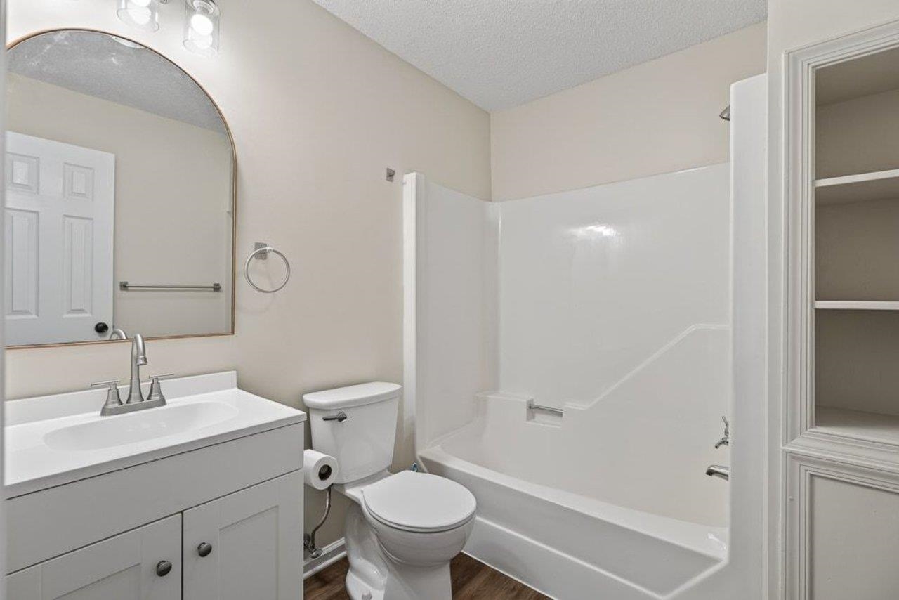 934 NORTHFIELD CT, HARRISONBURG, Virginia 22802, 4 Bedrooms Bedrooms, ,3 BathroomsBathrooms,Residential,934 NORTHFIELD CT,680639 MLS # 680639 934 NORTHFIELD CT, HARRISONBURG, Virginia 22802, 4 Bedrooms Bedrooms, ,3 BathroomsBathrooms,Residential,934 NORTHFIELD CT,680639 MLS # 680639