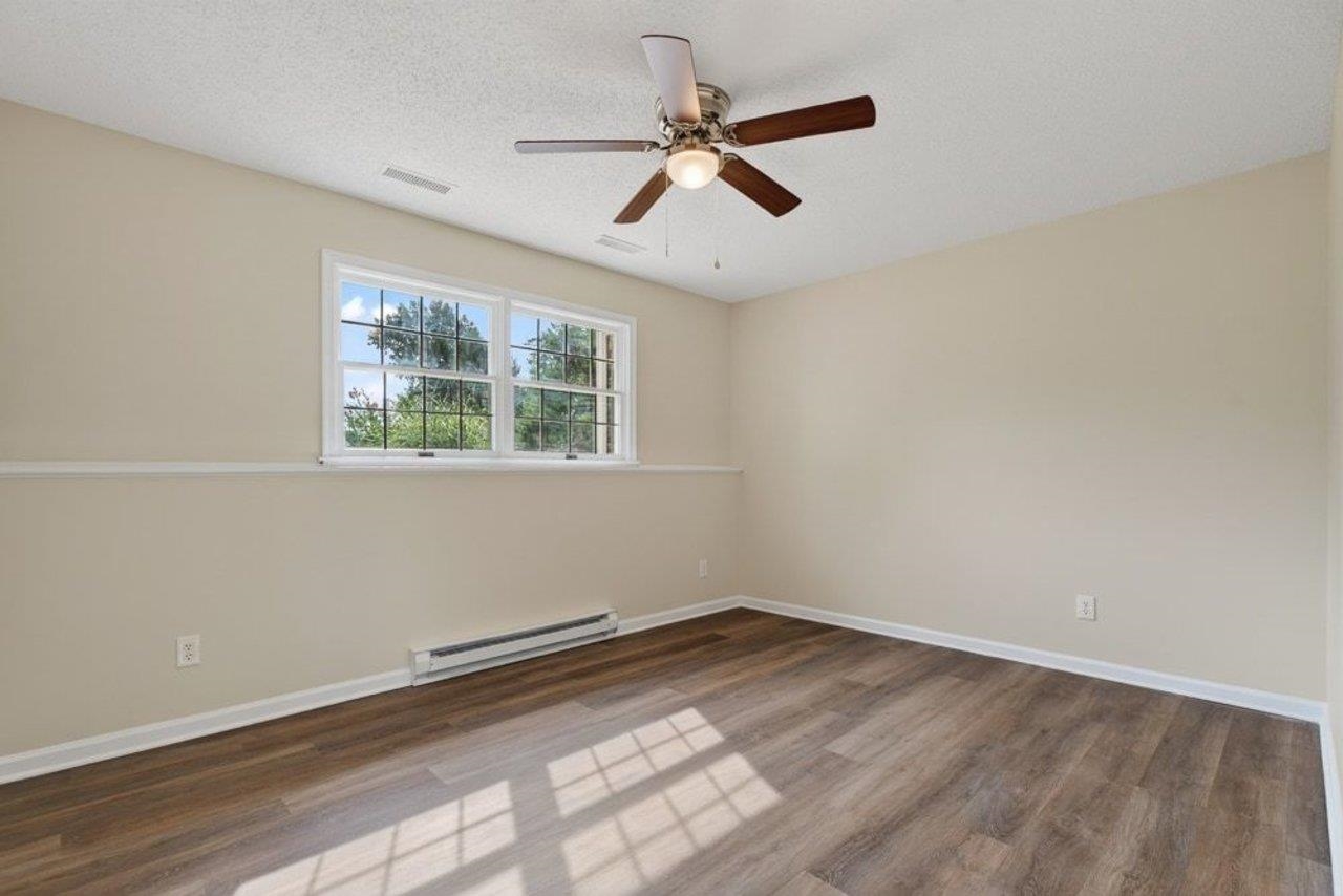 934 NORTHFIELD CT, HARRISONBURG, Virginia 22802, 4 Bedrooms Bedrooms, ,3 BathroomsBathrooms,Residential,934 NORTHFIELD CT,680639 MLS # 680639 934 NORTHFIELD CT, HARRISONBURG, Virginia 22802, 4 Bedrooms Bedrooms, ,3 BathroomsBathrooms,Residential,934 NORTHFIELD CT,680639 MLS # 680639