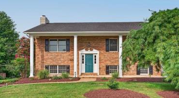 934 NORTHFIELD CT, HARRISONBURG, Virginia 22802, 4 Bedrooms Bedrooms, ,3 BathroomsBathrooms,Residential,934 NORTHFIELD CT,680639 MLS # 680639