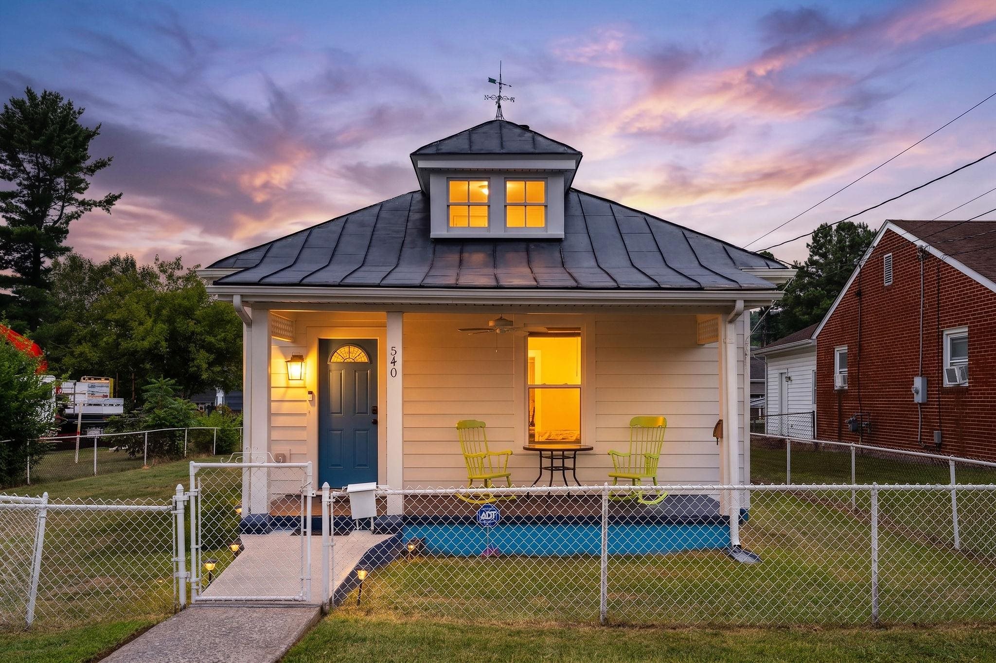 540 N BATH AVE, WAYNESBORO, Virginia 22980, 2 Bedrooms Bedrooms, ,2 BathroomsBathrooms,Residential,540 N BATH AVE,680640 MLS # 680640 540 N BATH AVE, WAYNESBORO, Virginia 22980, 2 Bedrooms Bedrooms, ,2 BathroomsBathrooms,Residential,540 N BATH AVE,680640 MLS # 680640