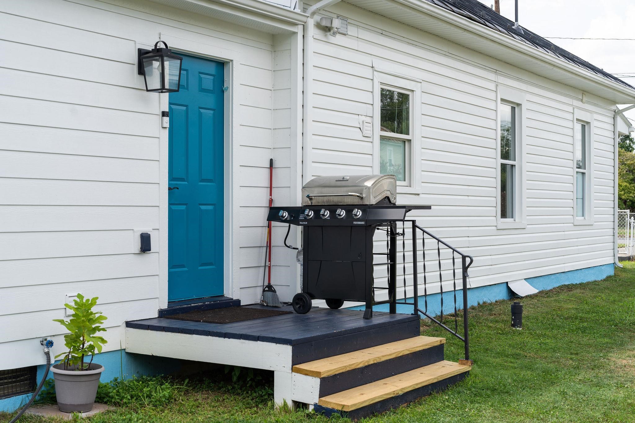 540 N BATH AVE, WAYNESBORO, Virginia 22980, 2 Bedrooms Bedrooms, ,2 BathroomsBathrooms,Residential,540 N BATH AVE,680640 MLS # 680640 540 N BATH AVE, WAYNESBORO, Virginia 22980, 2 Bedrooms Bedrooms, ,2 BathroomsBathrooms,Residential,540 N BATH AVE,680640 MLS # 680640