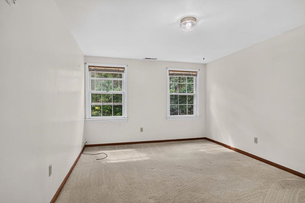 2755 LEE JACKSON HWY, STAUNTON, Virginia 24401, 4 Bedrooms Bedrooms, ,3 BathroomsBathrooms,Residential,2755 LEE JACKSON HWY,680641 MLS # 680641