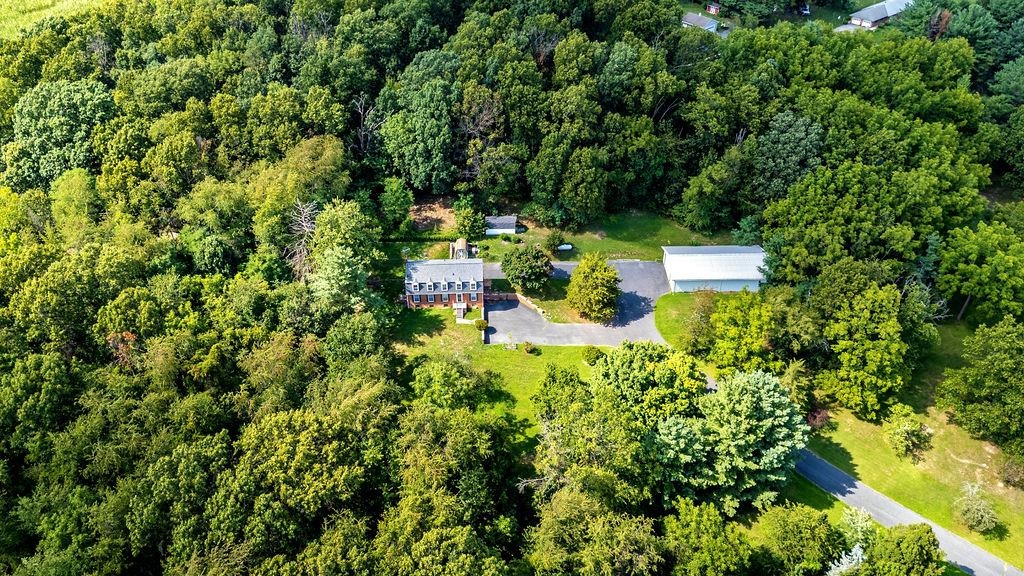 2755 LEE JACKSON HWY, STAUNTON, Virginia 24401, 4 Bedrooms Bedrooms, ,3 BathroomsBathrooms,Residential,2755 LEE JACKSON HWY,680641 MLS # 680641