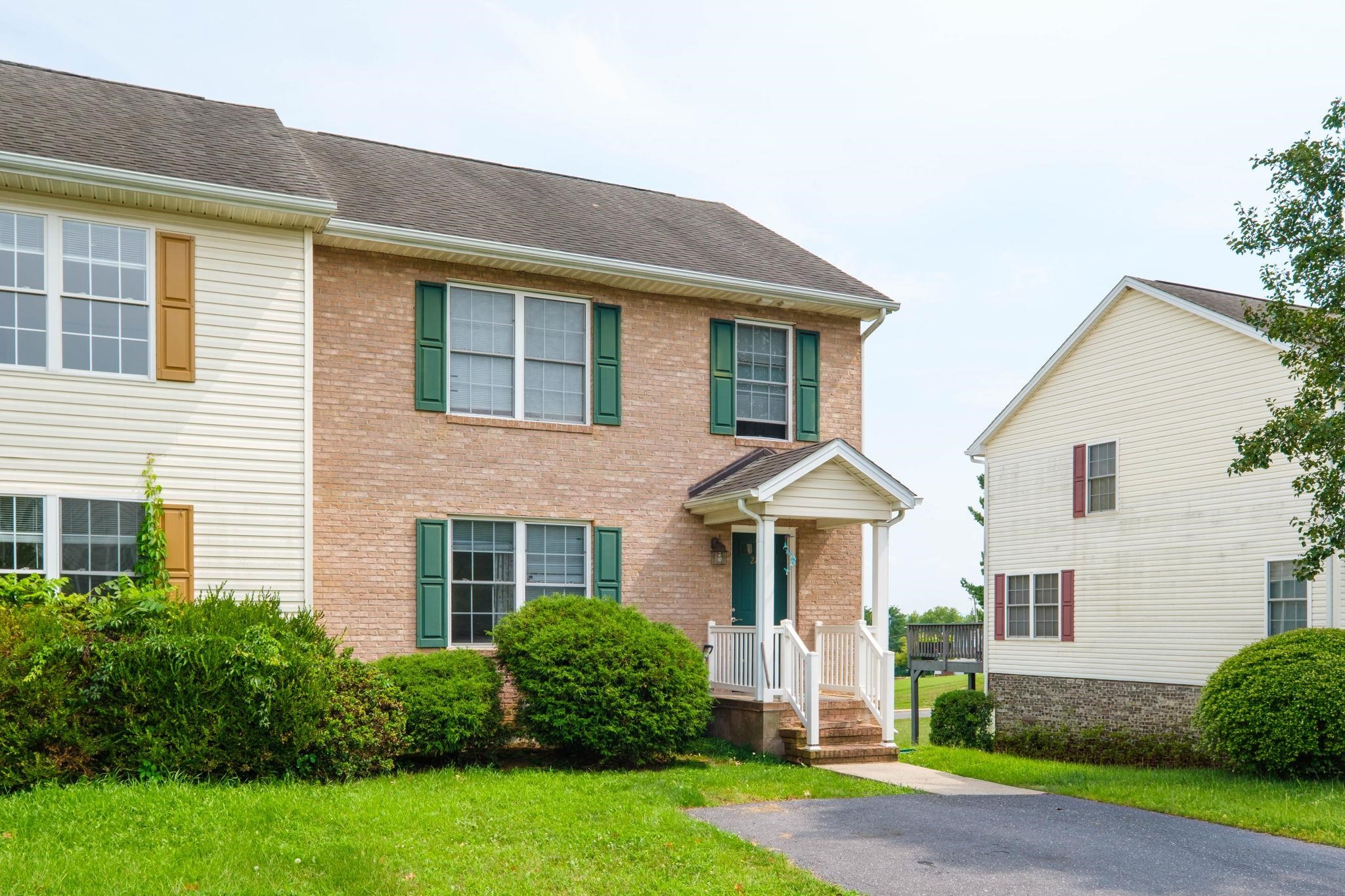 2858 PRAIRIE LN, HARRISONBURG, Virginia 22801, 3 Bedrooms Bedrooms, ,2 BathroomsBathrooms,Residential,2858 PRAIRIE LN,680644 MLS # 680644 2858 PRAIRIE LN, HARRISONBURG, Virginia 22801, 3 Bedrooms Bedrooms, ,2 BathroomsBathrooms,Residential,2858 PRAIRIE LN,680644 MLS # 680644