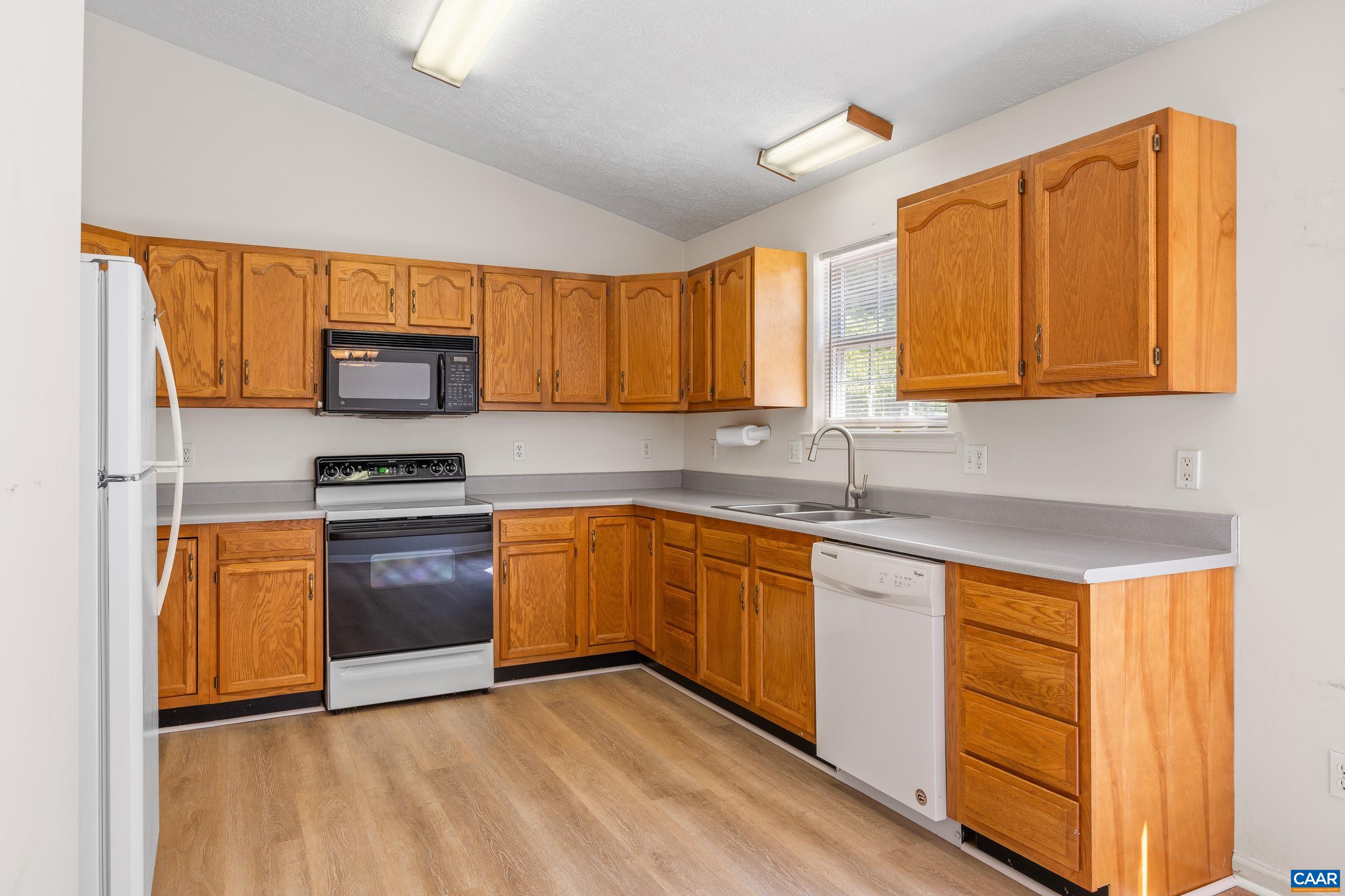 5 PAWNEE LN, PALMYRA, Virginia 22963, 3 Bedrooms Bedrooms, ,2 BathroomsBathrooms,Residential,5 PAWNEE LN,680647 MLS # 680647 5 PAWNEE LN, PALMYRA, Virginia 22963, 3 Bedrooms Bedrooms, ,2 BathroomsBathrooms,Residential,5 PAWNEE LN,680647 MLS # 680647