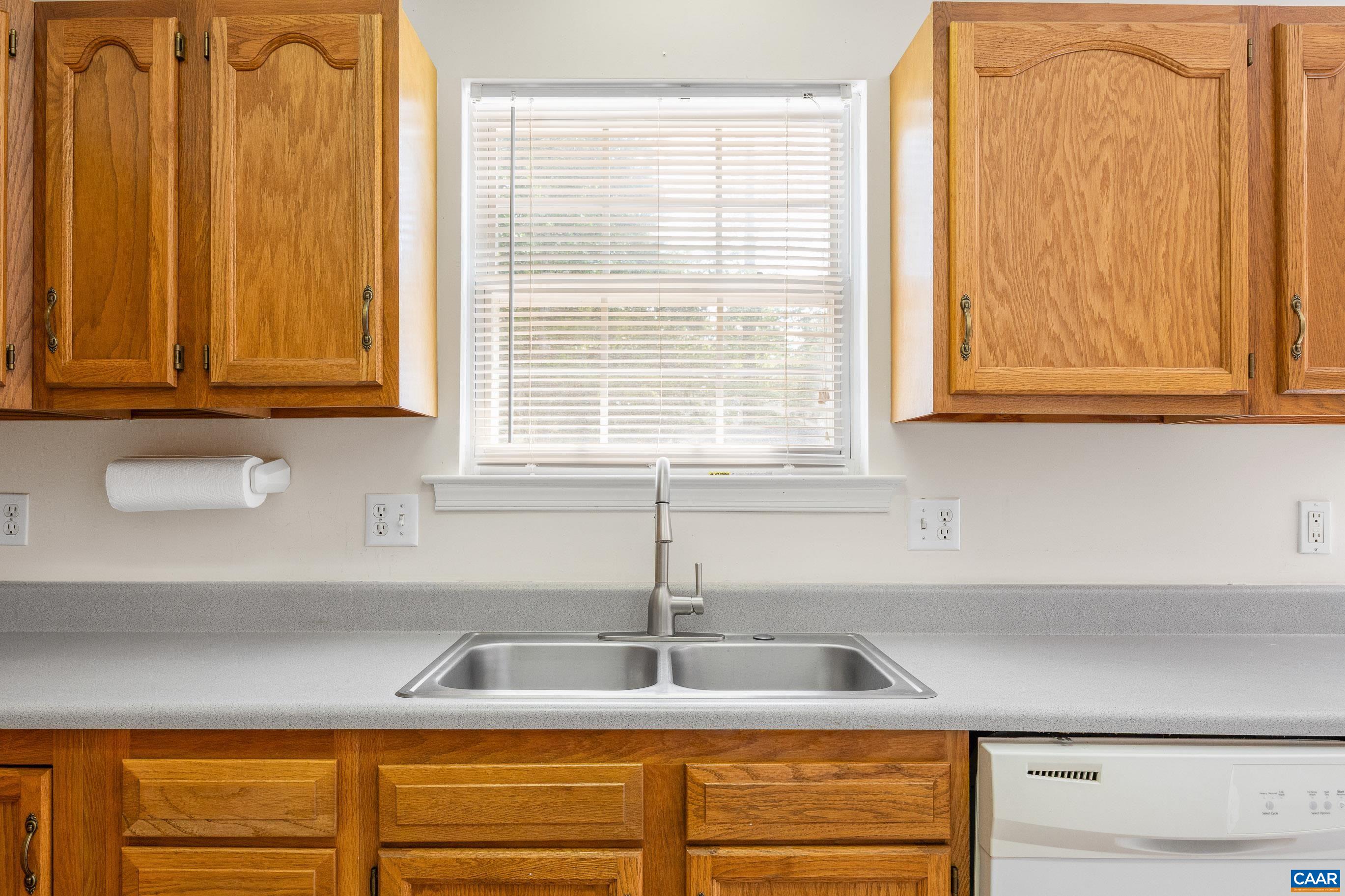 5 PAWNEE LN, PALMYRA, Virginia 22963, 3 Bedrooms Bedrooms, ,2 BathroomsBathrooms,Residential,5 PAWNEE LN,680647 MLS # 680647 5 PAWNEE LN, PALMYRA, Virginia 22963, 3 Bedrooms Bedrooms, ,2 BathroomsBathrooms,Residential,5 PAWNEE LN,680647 MLS # 680647