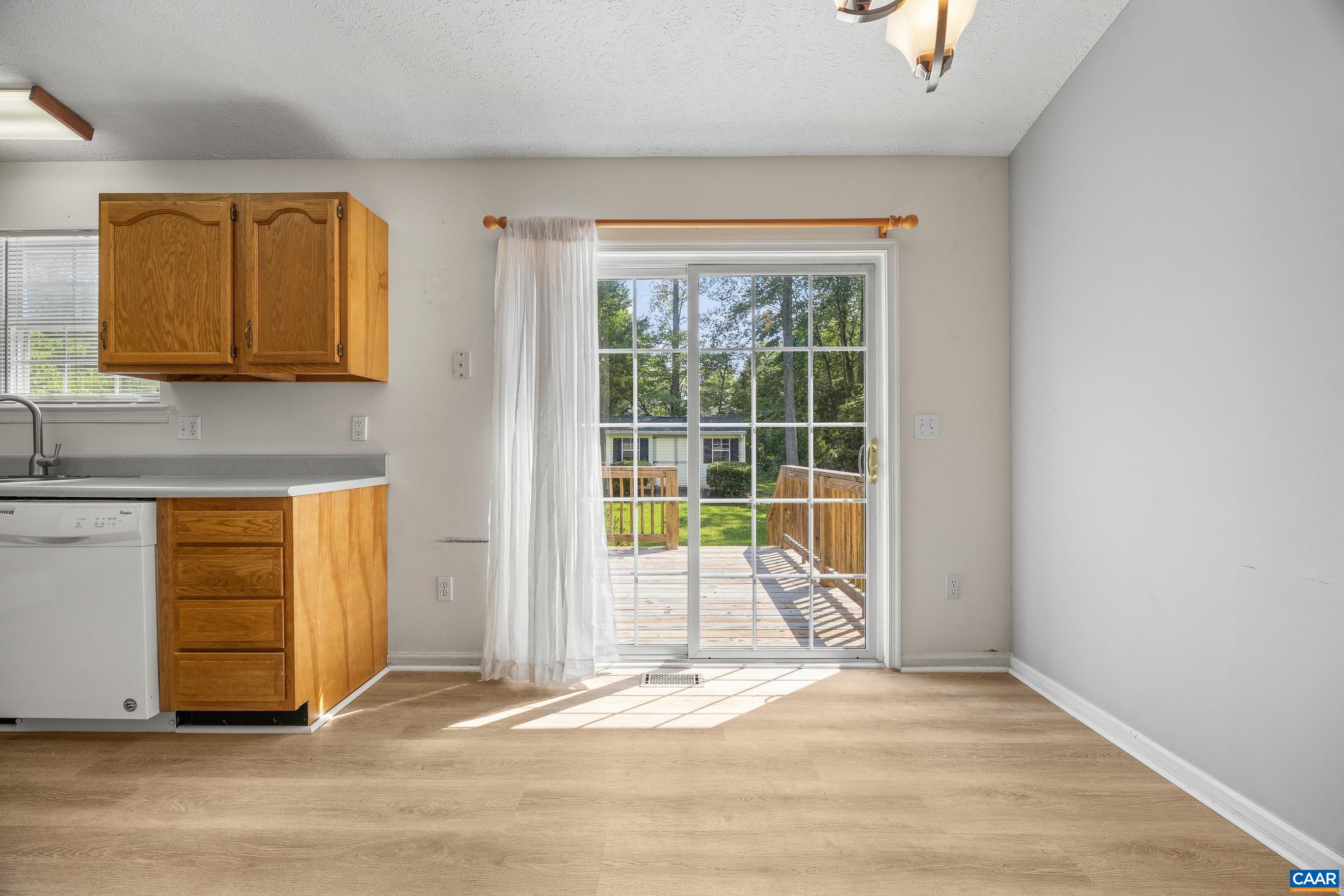 5 PAWNEE LN, PALMYRA, Virginia 22963, 3 Bedrooms Bedrooms, ,2 BathroomsBathrooms,Residential,5 PAWNEE LN,680647 MLS # 680647 5 PAWNEE LN, PALMYRA, Virginia 22963, 3 Bedrooms Bedrooms, ,2 BathroomsBathrooms,Residential,5 PAWNEE LN,680647 MLS # 680647