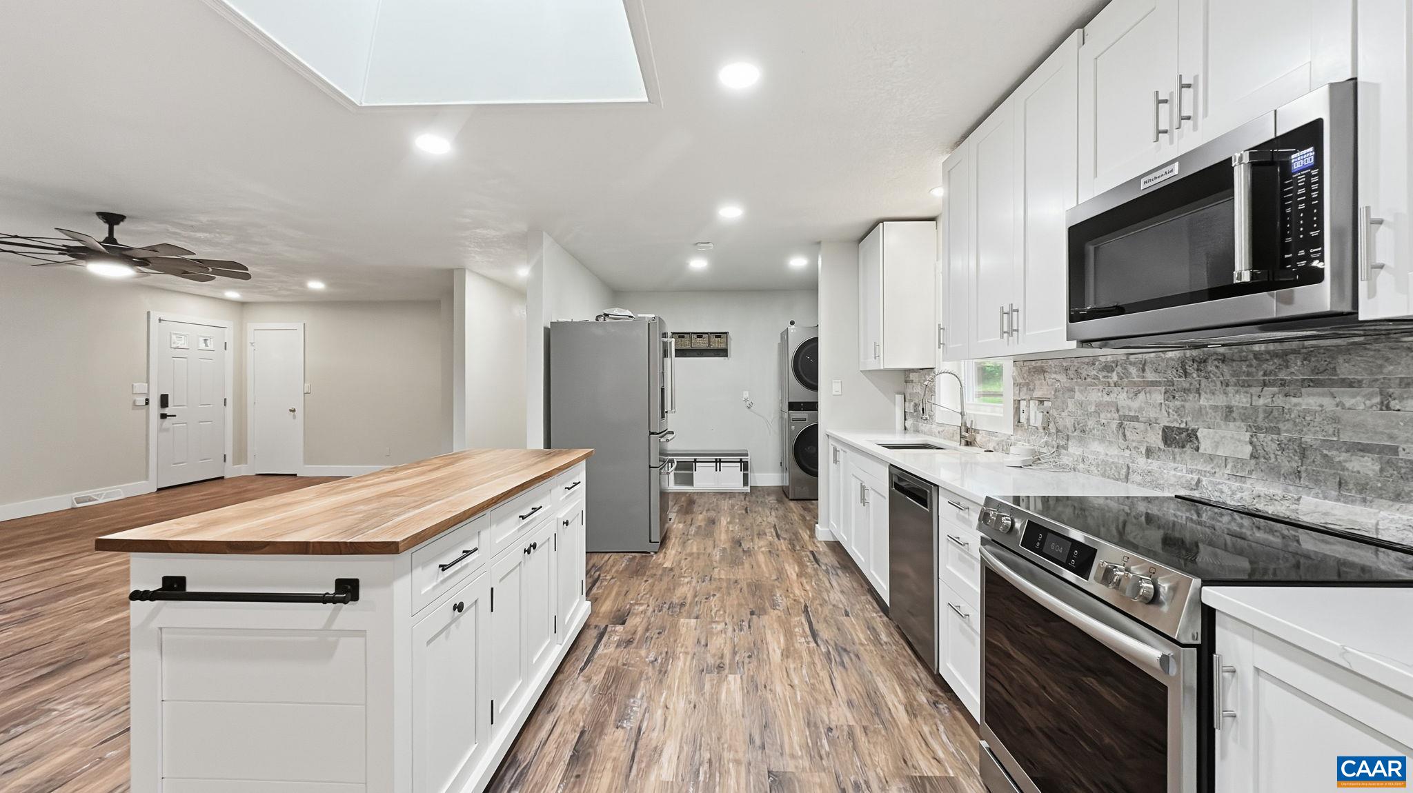 210 WILLIAMSTOWN RD, SHIPMAN, Virginia 22971, 3 Bedrooms Bedrooms, ,2 BathroomsBathrooms,Residential,210 WILLIAMSTOWN RD,680648 MLS # 680648 210 WILLIAMSTOWN RD, SHIPMAN, Virginia 22971, 3 Bedrooms Bedrooms, ,2 BathroomsBathrooms,Residential,210 WILLIAMSTOWN RD,680648 MLS # 680648