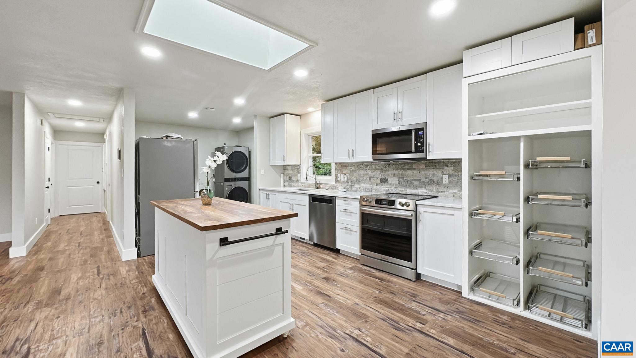 210 WILLIAMSTOWN RD, SHIPMAN, Virginia 22971, 3 Bedrooms Bedrooms, ,2 BathroomsBathrooms,Residential,210 WILLIAMSTOWN RD,680648 MLS # 680648 210 WILLIAMSTOWN RD, SHIPMAN, Virginia 22971, 3 Bedrooms Bedrooms, ,2 BathroomsBathrooms,Residential,210 WILLIAMSTOWN RD,680648 MLS # 680648