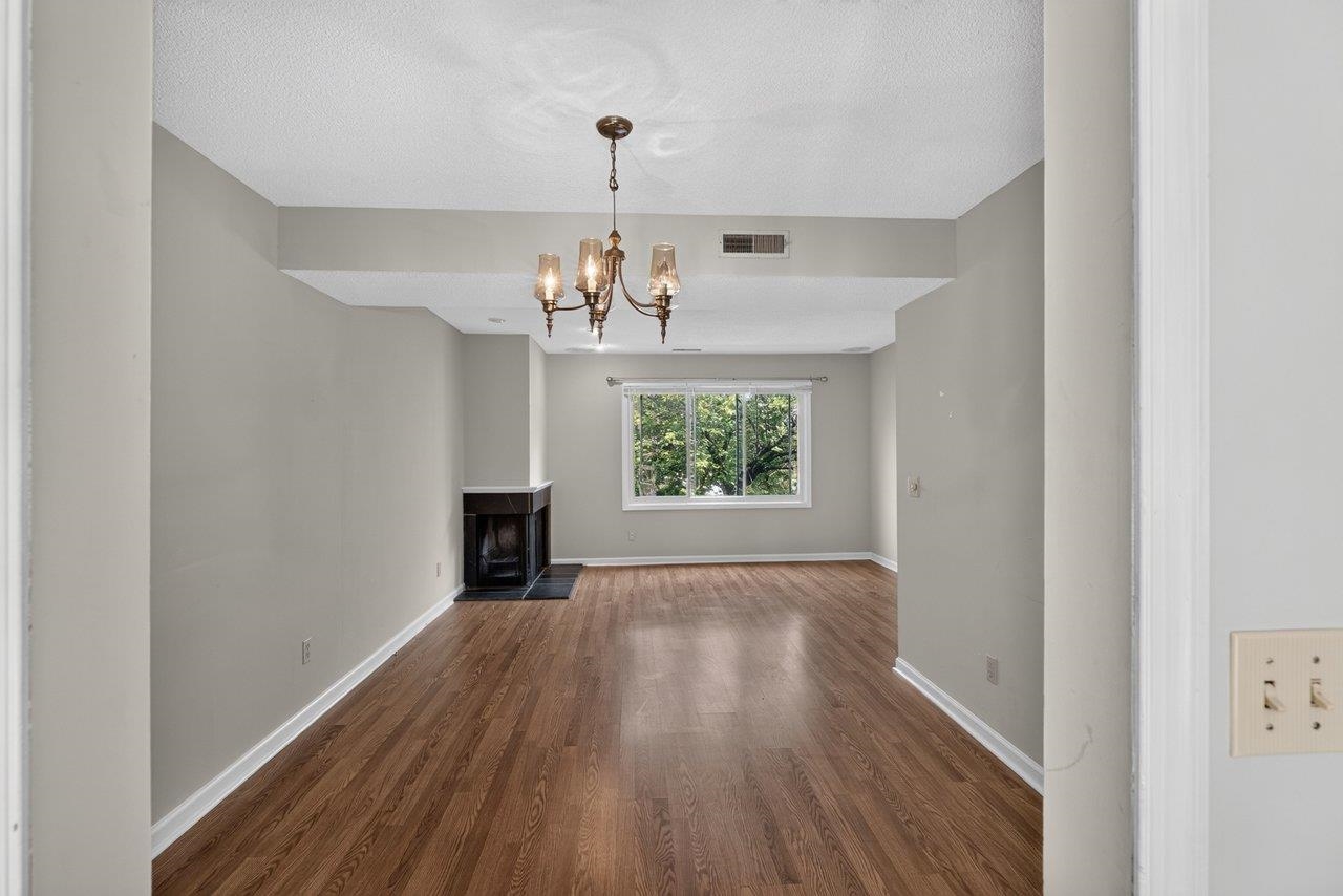 19 VILLAGE SQ, HARRISONBURG, Virginia 22802, 3 Bedrooms Bedrooms, ,1 BathroomBathrooms,Residential,19 VILLAGE SQ,680653 MLS # 680653 19 VILLAGE SQ, HARRISONBURG, Virginia 22802, 3 Bedrooms Bedrooms, ,1 BathroomBathrooms,Residential,19 VILLAGE SQ,680653 MLS # 680653