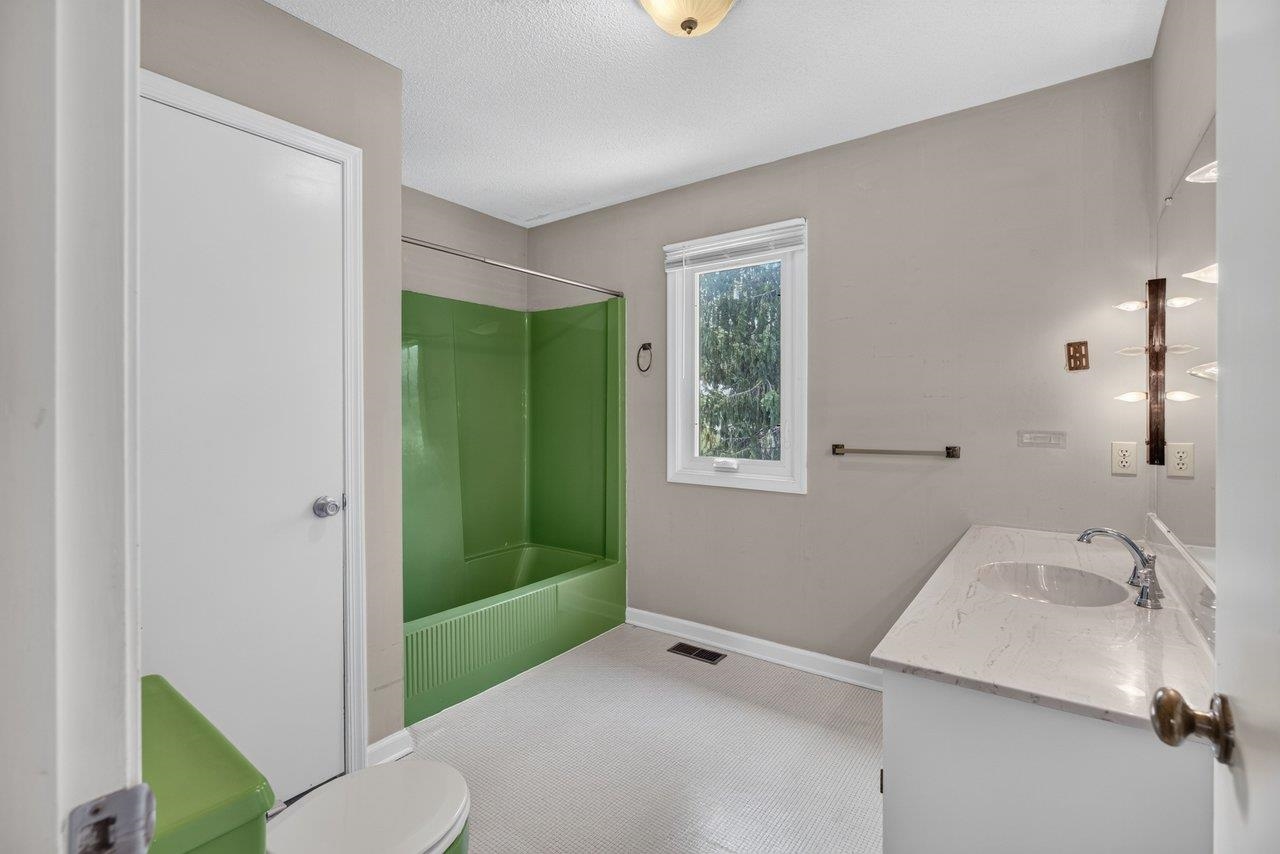 19 VILLAGE SQ, HARRISONBURG, Virginia 22802, 3 Bedrooms Bedrooms, ,1 BathroomBathrooms,Residential,19 VILLAGE SQ,680653 MLS # 680653 19 VILLAGE SQ, HARRISONBURG, Virginia 22802, 3 Bedrooms Bedrooms, ,1 BathroomBathrooms,Residential,19 VILLAGE SQ,680653 MLS # 680653