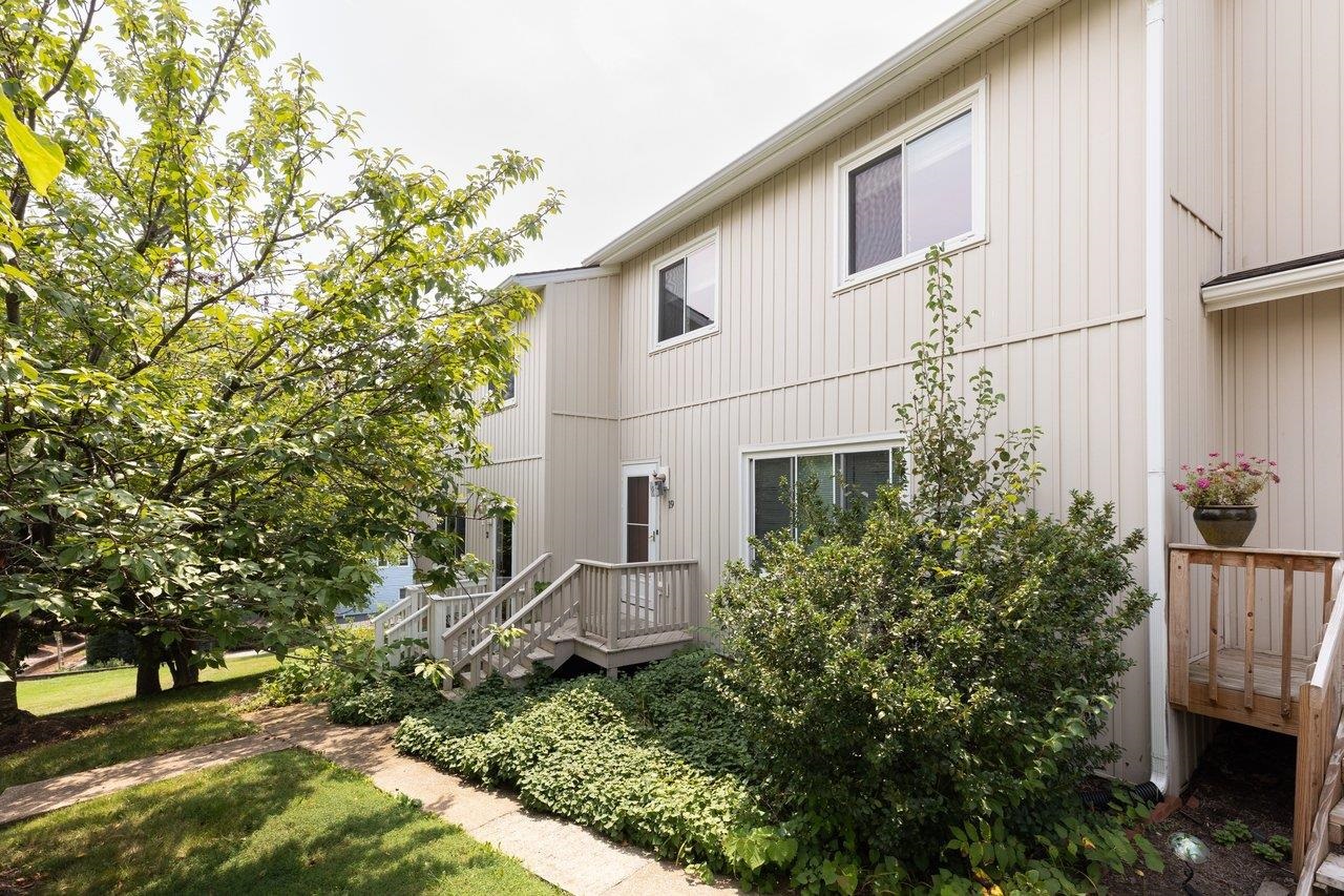 19 VILLAGE SQ, HARRISONBURG, Virginia 22802, 3 Bedrooms Bedrooms, ,1 BathroomBathrooms,Residential,19 VILLAGE SQ,680653 MLS # 680653 19 VILLAGE SQ, HARRISONBURG, Virginia 22802, 3 Bedrooms Bedrooms, ,1 BathroomBathrooms,Residential,19 VILLAGE SQ,680653 MLS # 680653
