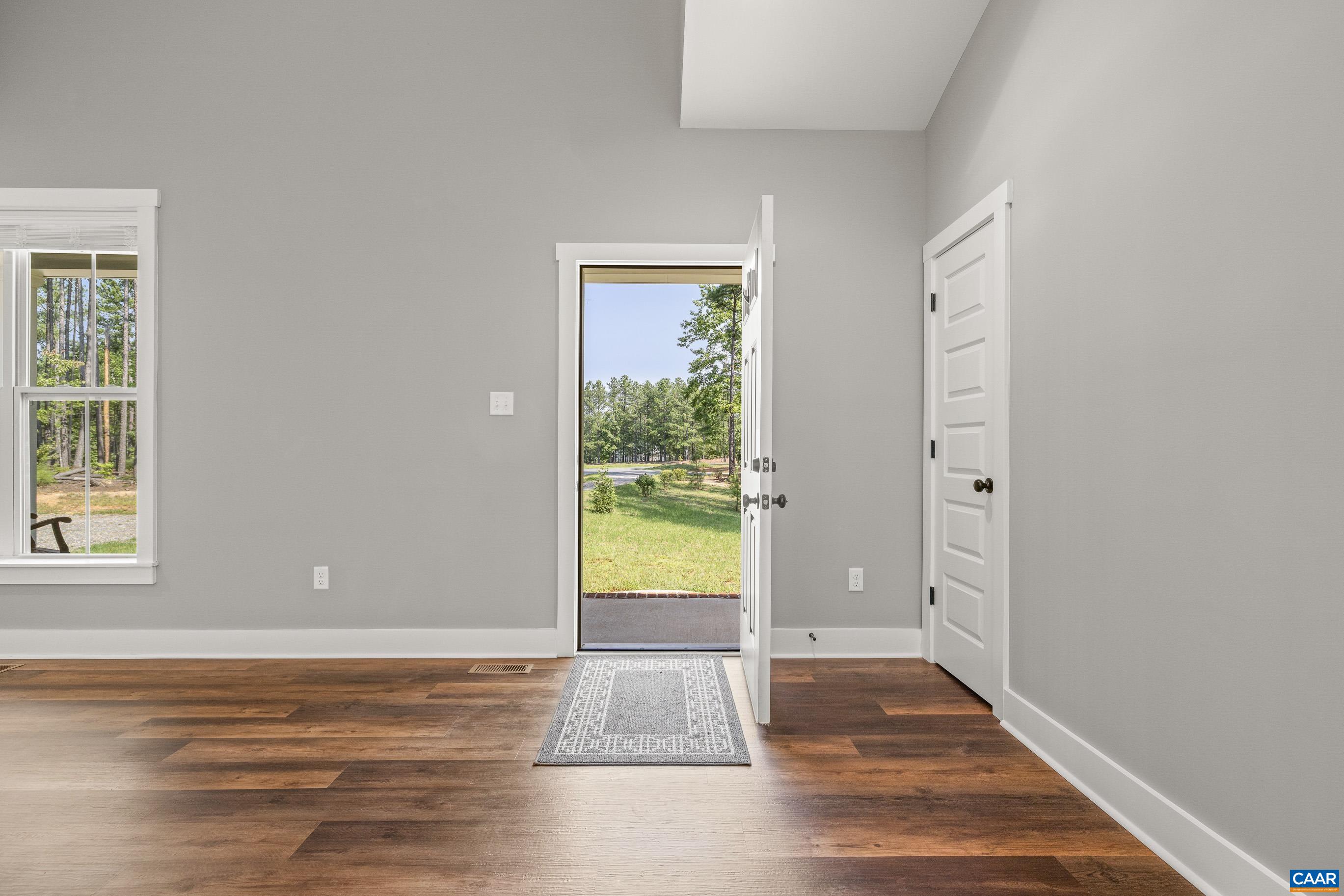 6 FOREST RIDGE LN, SCOTTSVILLE, Virginia 24590, 3 Bedrooms Bedrooms, ,2 BathroomsBathrooms,Residential,6 FOREST RIDGE LN,680656 MLS # 680656 6 FOREST RIDGE LN, SCOTTSVILLE, Virginia 24590, 3 Bedrooms Bedrooms, ,2 BathroomsBathrooms,Residential,6 FOREST RIDGE LN,680656 MLS # 680656