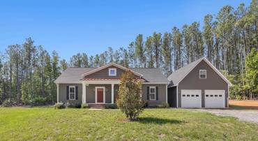 6 FOREST RIDGE LN, SCOTTSVILLE, Virginia 24590, 3 Bedrooms Bedrooms, ,2 BathroomsBathrooms,Residential,6 FOREST RIDGE LN,680656 MLS # 680656