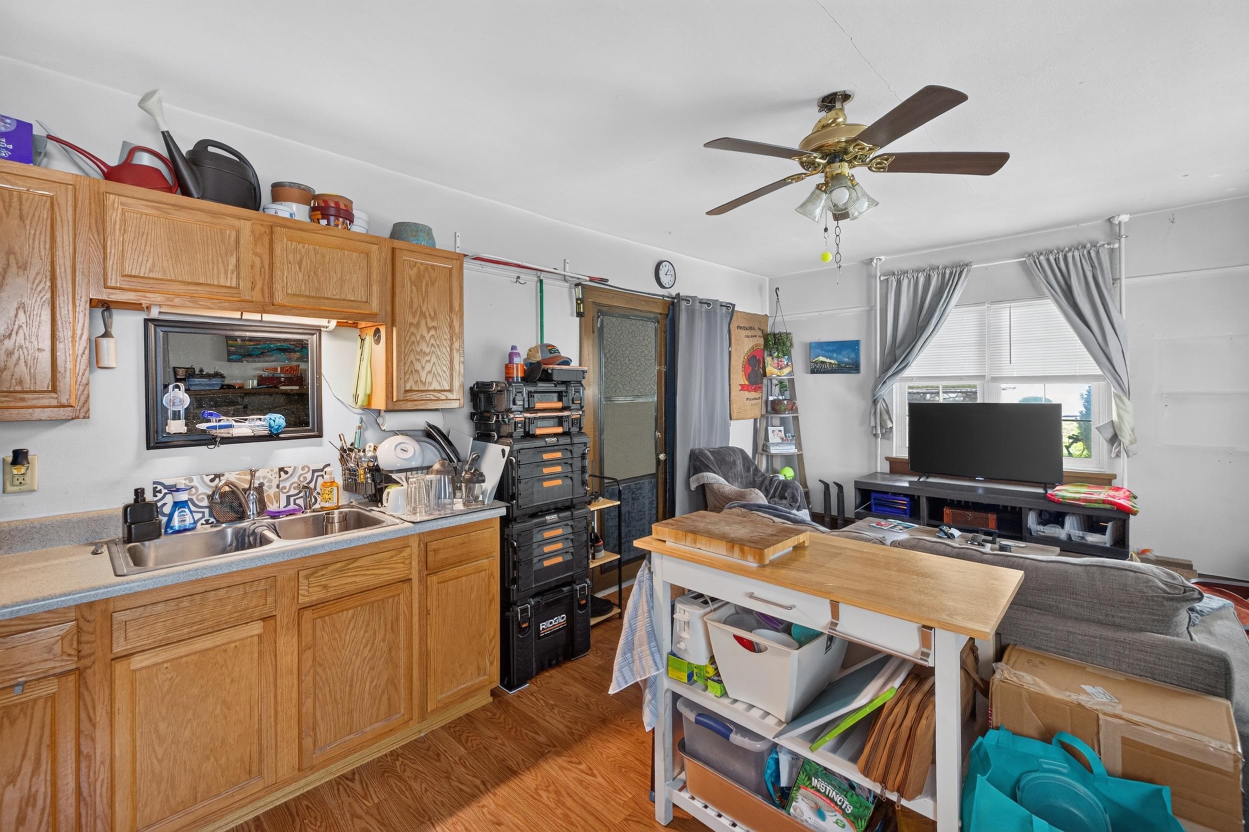 1076 COLLEGE AVE, HARRISONBURG, Virginia 22802, ,Residential,1076 COLLEGE AVE,680666 MLS # 680666
