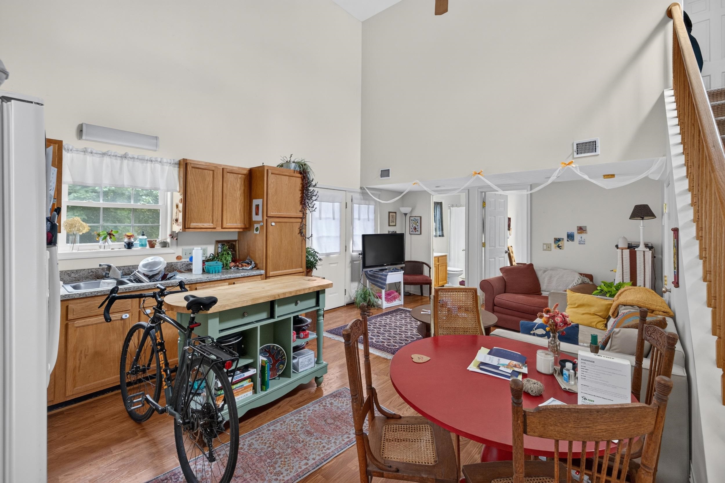 1076 COLLEGE AVE, HARRISONBURG, Virginia 22802, ,Residential,1076 COLLEGE AVE,680666 MLS # 680666