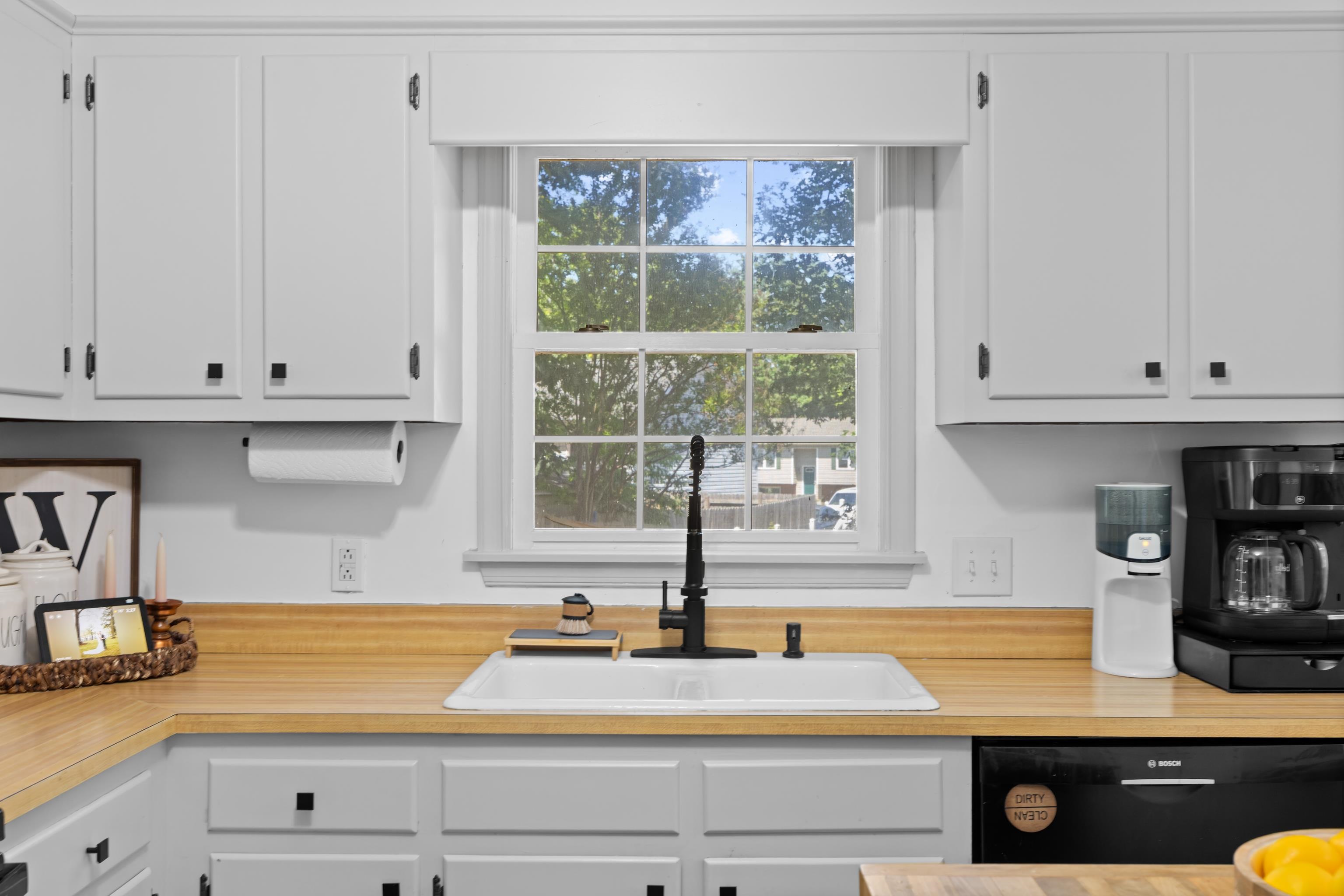 16 KINGSTON CT, STUARTS DRAFT, Virginia 24477, 3 Bedrooms Bedrooms, ,3 BathroomsBathrooms,Residential,16 KINGSTON CT,678012 MLS # 678012 16 KINGSTON CT, STUARTS DRAFT, Virginia 24477, 3 Bedrooms Bedrooms, ,3 BathroomsBathrooms,Residential,16 KINGSTON CT,678012 MLS # 678012