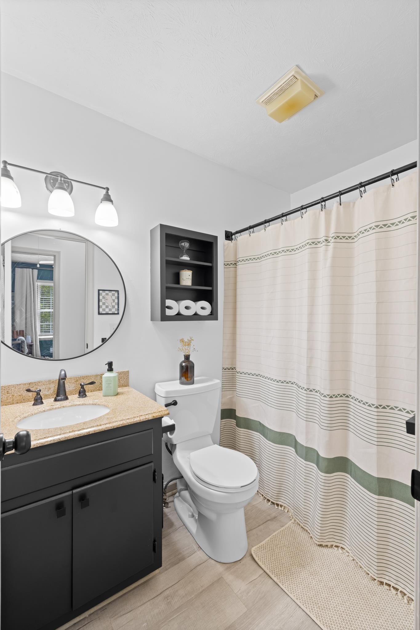 16 KINGSTON CT, STUARTS DRAFT, Virginia 24477, 3 Bedrooms Bedrooms, ,3 BathroomsBathrooms,Residential,16 KINGSTON CT,678012 MLS # 678012 16 KINGSTON CT, STUARTS DRAFT, Virginia 24477, 3 Bedrooms Bedrooms, ,3 BathroomsBathrooms,Residential,16 KINGSTON CT,678012 MLS # 678012