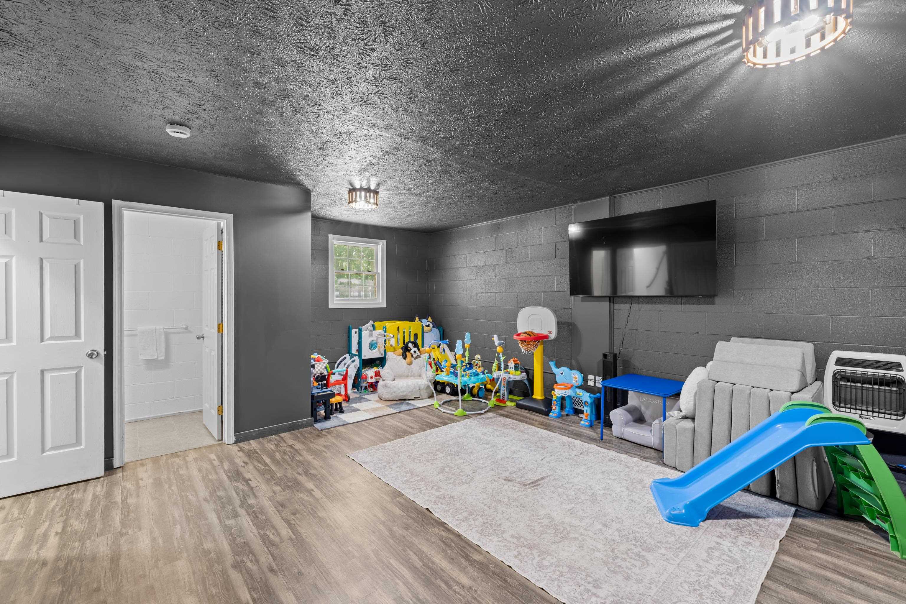 16 KINGSTON CT, STUARTS DRAFT, Virginia 24477, 3 Bedrooms Bedrooms, ,3 BathroomsBathrooms,Residential,16 KINGSTON CT,678012 MLS # 678012 16 KINGSTON CT, STUARTS DRAFT, Virginia 24477, 3 Bedrooms Bedrooms, ,3 BathroomsBathrooms,Residential,16 KINGSTON CT,678012 MLS # 678012
