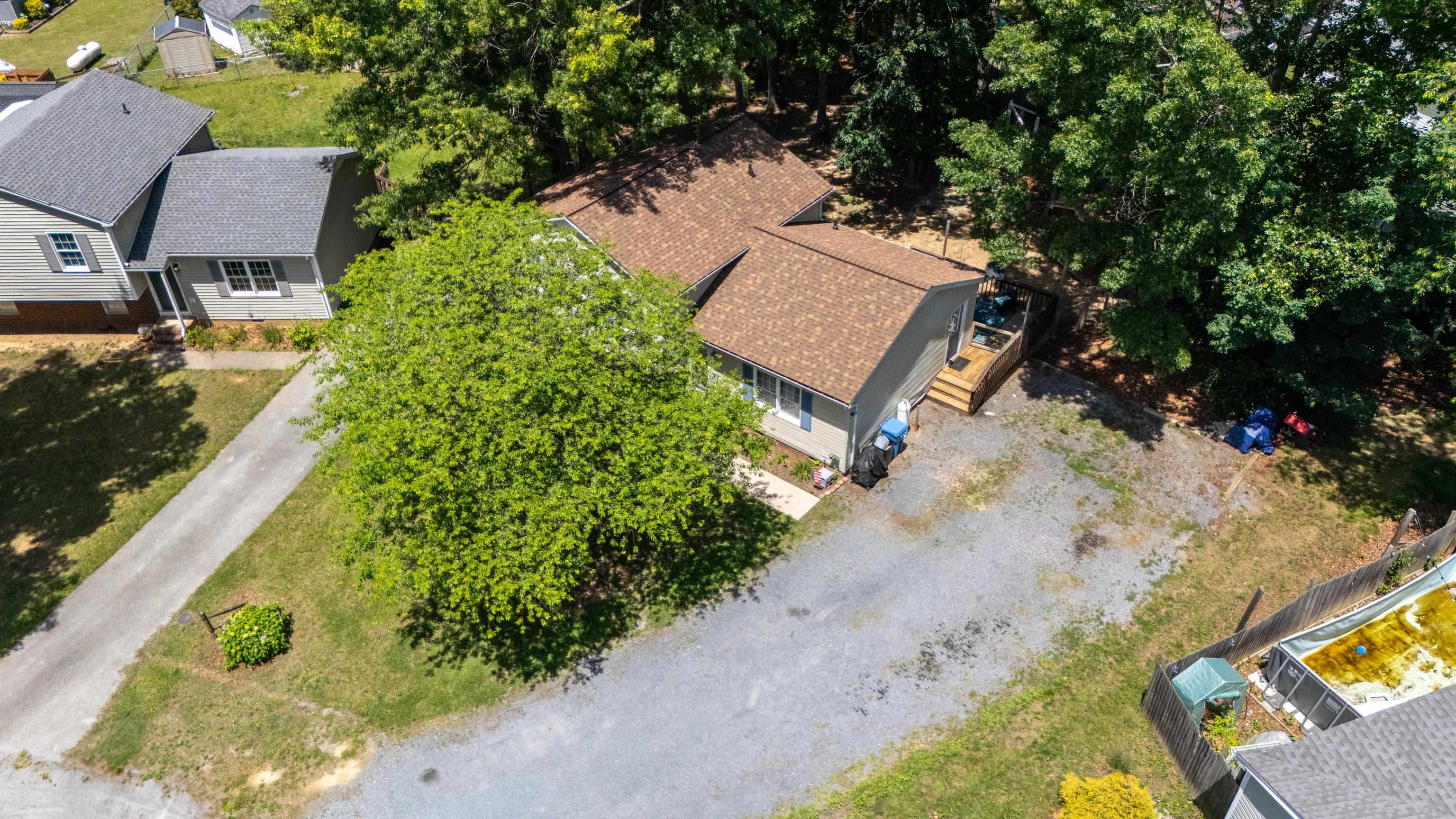 16 KINGSTON CT, STUARTS DRAFT, Virginia 24477, 3 Bedrooms Bedrooms, ,3 BathroomsBathrooms,Residential,16 KINGSTON CT,678012 MLS # 678012 16 KINGSTON CT, STUARTS DRAFT, Virginia 24477, 3 Bedrooms Bedrooms, ,3 BathroomsBathrooms,Residential,16 KINGSTON CT,678012 MLS # 678012