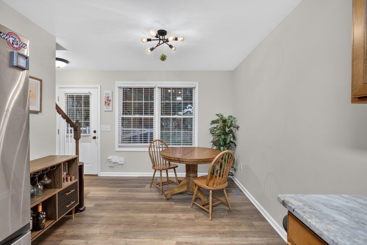 1823 SW WILLOW HILL DR, HARRISONBURG, Virginia 22801, 5 Bedrooms Bedrooms, ,2 BathroomsBathrooms,Residential,1823 SW WILLOW HILL DR,678978 MLS # 678978 1823 SW WILLOW HILL DR, HARRISONBURG, Virginia 22801, 5 Bedrooms Bedrooms, ,2 BathroomsBathrooms,Residential,1823 SW WILLOW HILL DR,678978 MLS # 678978