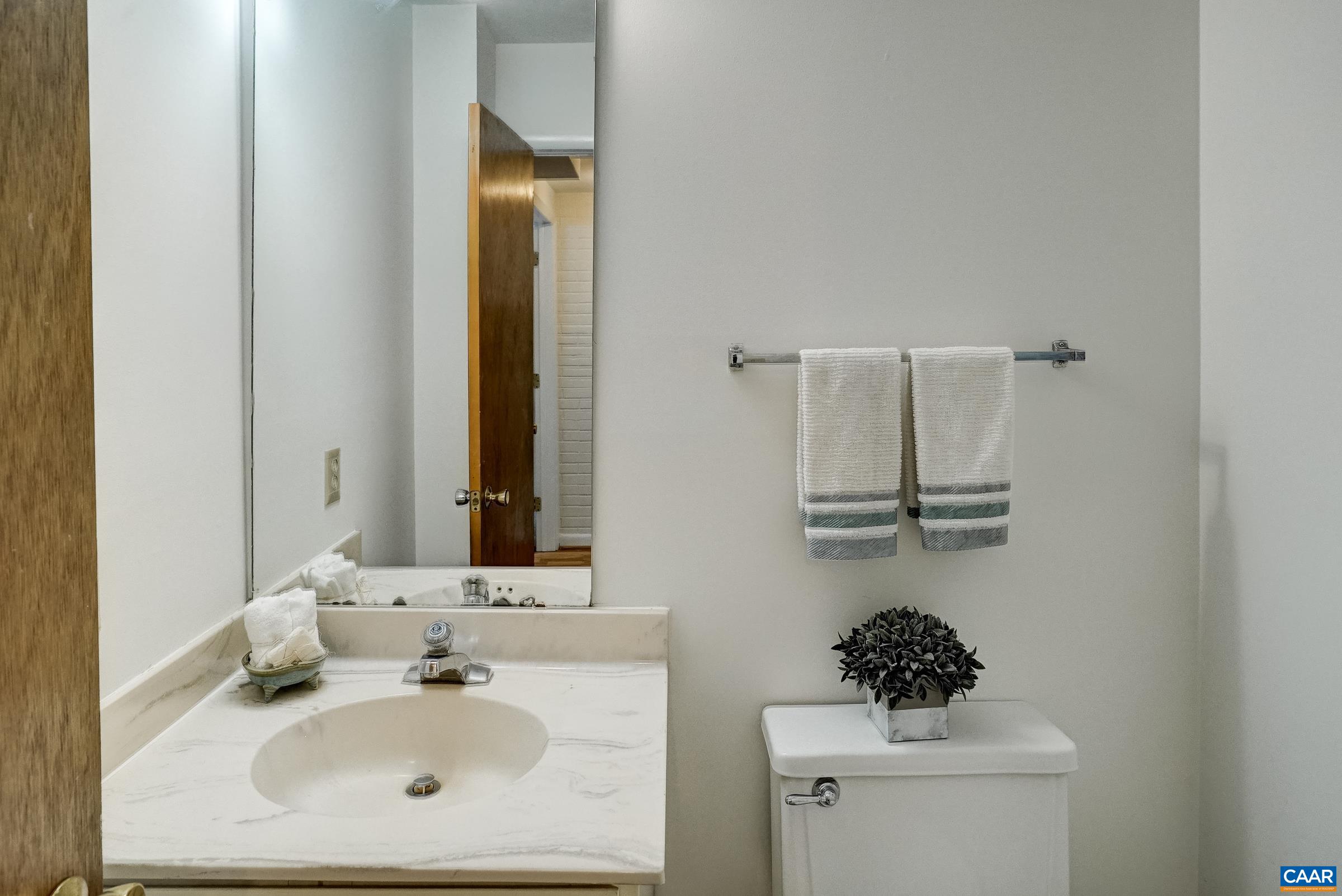 Powder room Powder room