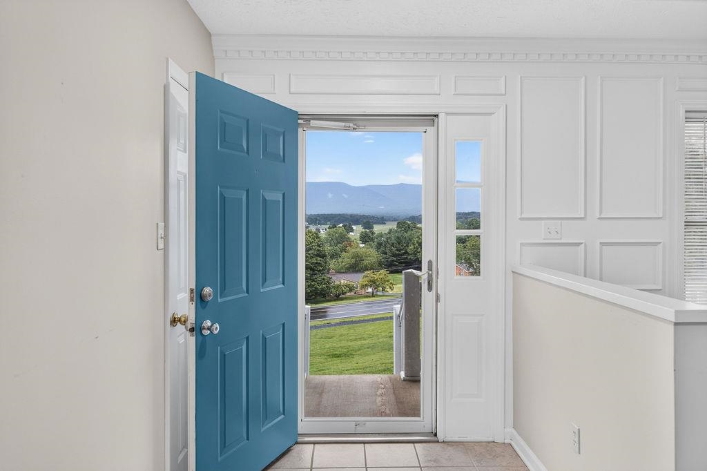 4345 LEE JACKSON HWY, GREENVILLE, Virginia 24440, 3 Bedrooms Bedrooms, ,2 BathroomsBathrooms,Residential,4345 LEE JACKSON HWY,680660 MLS # 680660 4345 LEE JACKSON HWY, GREENVILLE, Virginia 24440, 3 Bedrooms Bedrooms, ,2 BathroomsBathrooms,Residential,4345 LEE JACKSON HWY,680660 MLS # 680660