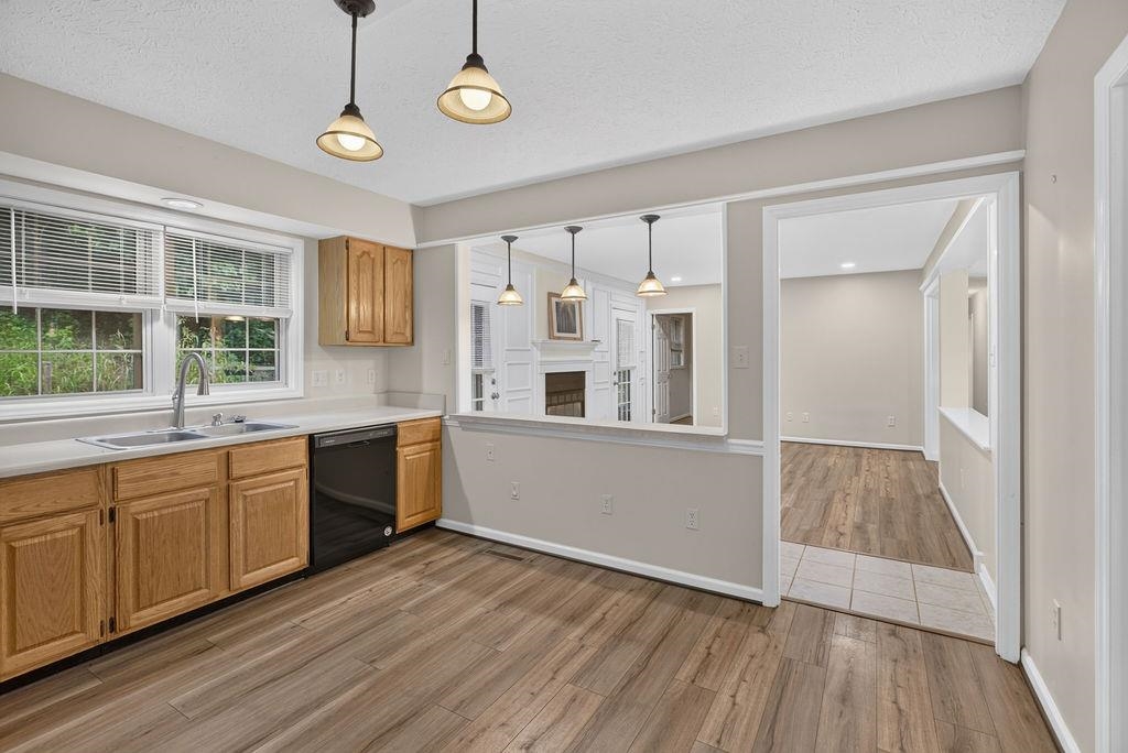 4345 LEE JACKSON HWY, GREENVILLE, Virginia 24440, 3 Bedrooms Bedrooms, ,2 BathroomsBathrooms,Residential,4345 LEE JACKSON HWY,680660 MLS # 680660 4345 LEE JACKSON HWY, GREENVILLE, Virginia 24440, 3 Bedrooms Bedrooms, ,2 BathroomsBathrooms,Residential,4345 LEE JACKSON HWY,680660 MLS # 680660