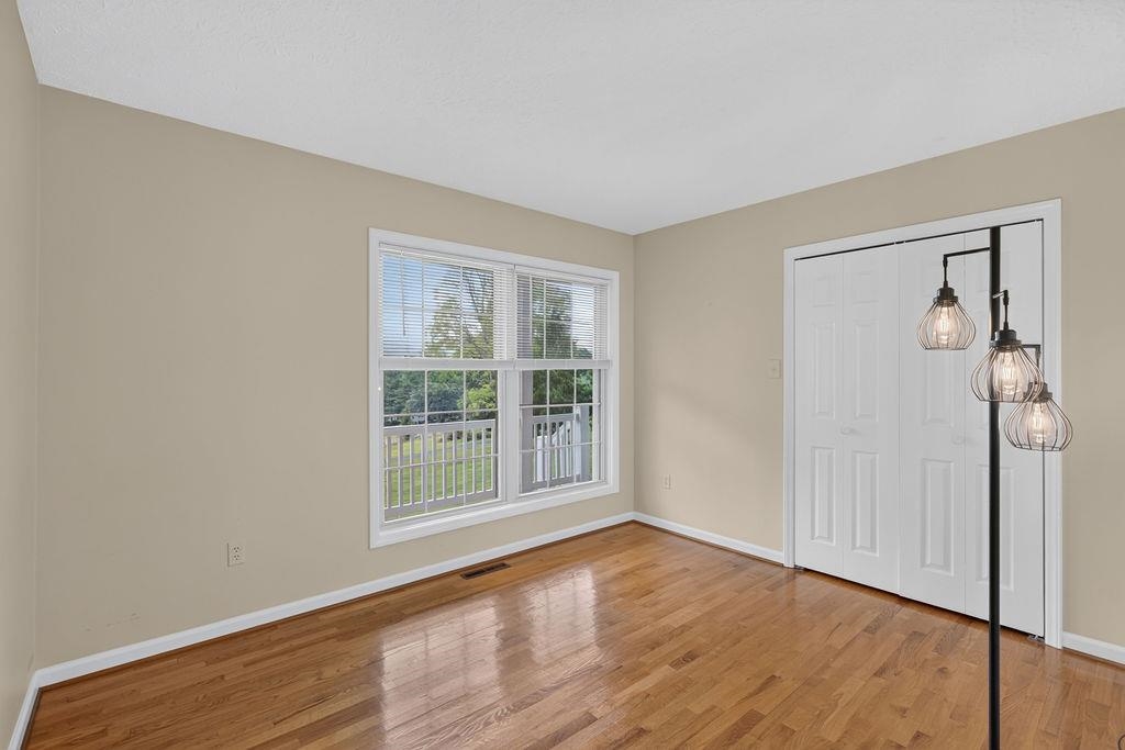 4345 LEE JACKSON HWY, GREENVILLE, Virginia 24440, 3 Bedrooms Bedrooms, ,2 BathroomsBathrooms,Residential,4345 LEE JACKSON HWY,680660 MLS # 680660 4345 LEE JACKSON HWY, GREENVILLE, Virginia 24440, 3 Bedrooms Bedrooms, ,2 BathroomsBathrooms,Residential,4345 LEE JACKSON HWY,680660 MLS # 680660
