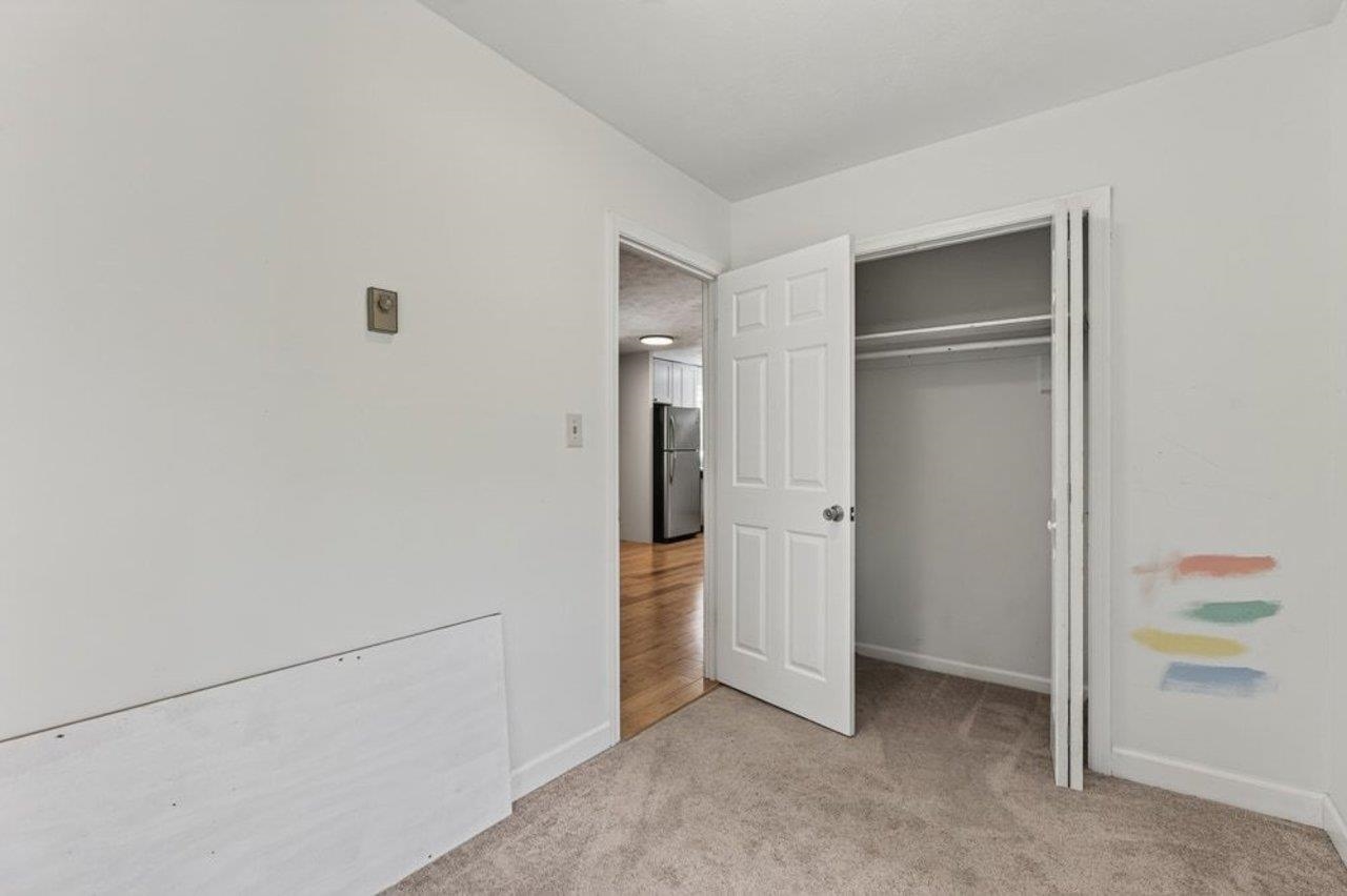 17395 PEEPERS HOLLOW LN, BROADWAY, Virginia 22815, 3 Bedrooms Bedrooms, ,1 BathroomBathrooms,Residential,17395 PEEPERS HOLLOW LN,680662 MLS # 680662 17395 PEEPERS HOLLOW LN, BROADWAY, Virginia 22815, 3 Bedrooms Bedrooms, ,1 BathroomBathrooms,Residential,17395 PEEPERS HOLLOW LN,680662 MLS # 680662