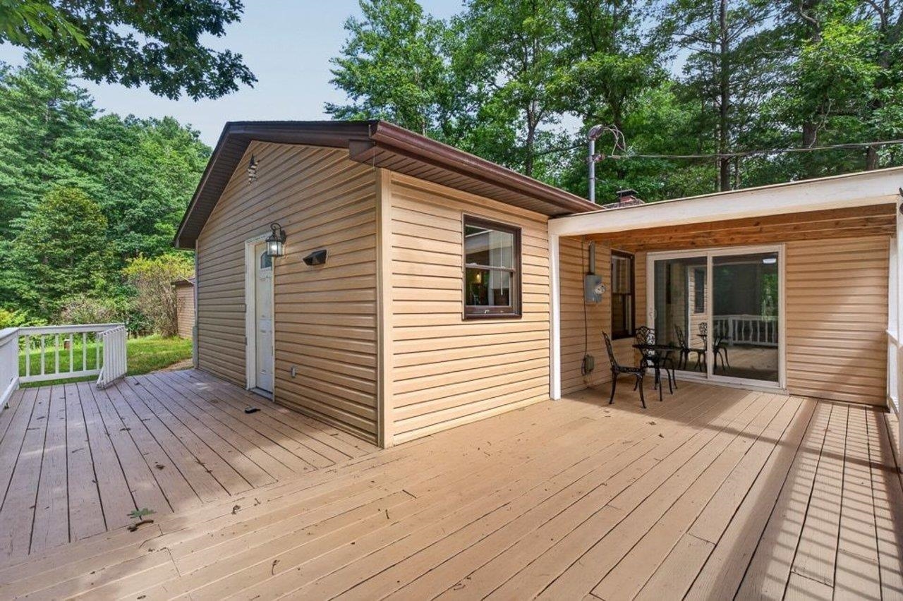 17395 PEEPERS HOLLOW LN, BROADWAY, Virginia 22815, 3 Bedrooms Bedrooms, ,1 BathroomBathrooms,Residential,17395 PEEPERS HOLLOW LN,680662 MLS # 680662 17395 PEEPERS HOLLOW LN, BROADWAY, Virginia 22815, 3 Bedrooms Bedrooms, ,1 BathroomBathrooms,Residential,17395 PEEPERS HOLLOW LN,680662 MLS # 680662