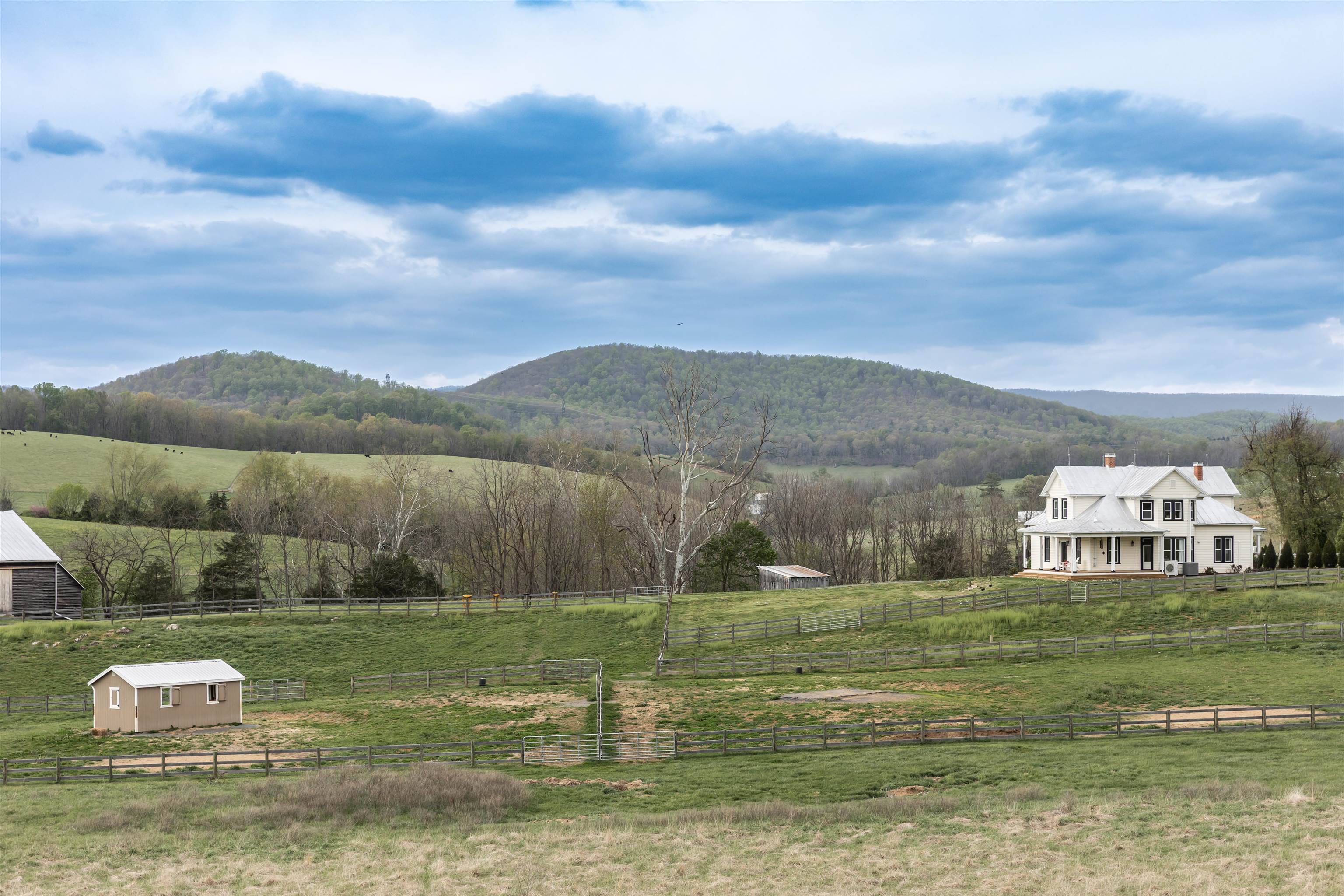 374 FINLEY RD, RAPHINE, Virginia 24472, 4 Bedrooms Bedrooms, ,3 BathroomsBathrooms,Residential,374 Finley Road,374 FINLEY RD,680665 MLS # 680665