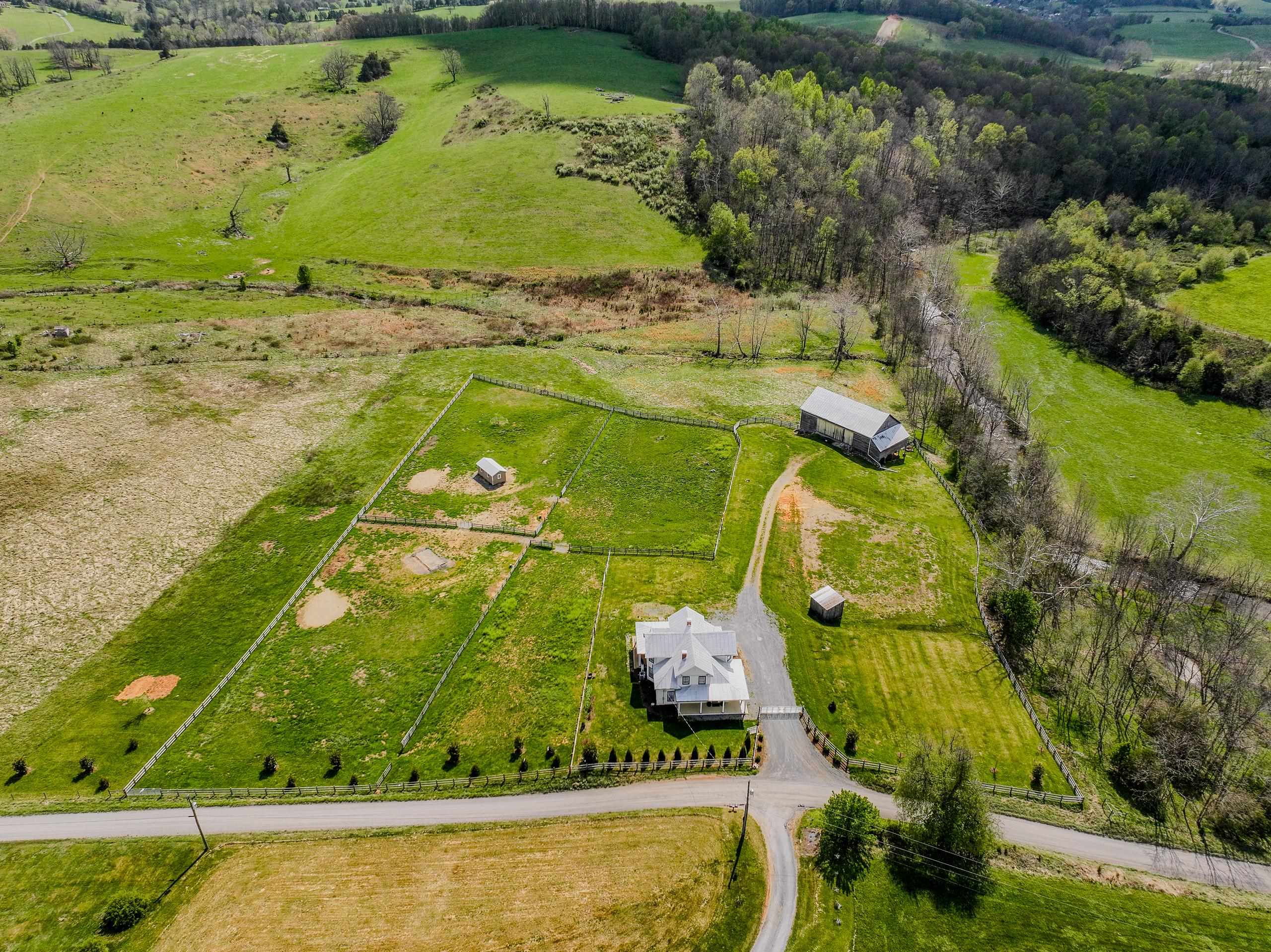 374 FINLEY RD, RAPHINE, Virginia 24472, 4 Bedrooms Bedrooms, ,3 BathroomsBathrooms,Residential,374 Finley Road,374 FINLEY RD,680665 MLS # 680665 374 FINLEY RD, RAPHINE, Virginia 24472, 4 Bedrooms Bedrooms, ,3 BathroomsBathrooms,Residential,374 Finley Road,374 FINLEY RD,680665 MLS # 680665