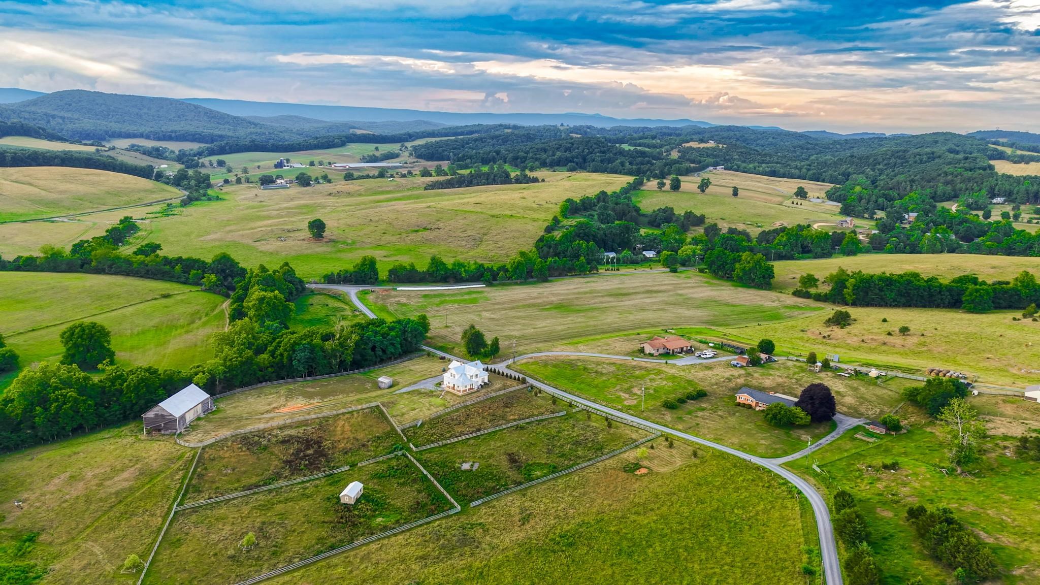 374 FINLEY RD, RAPHINE, Virginia 24472, 4 Bedrooms Bedrooms, ,3 BathroomsBathrooms,Residential,374 Finley Road,374 FINLEY RD,680665 MLS # 680665