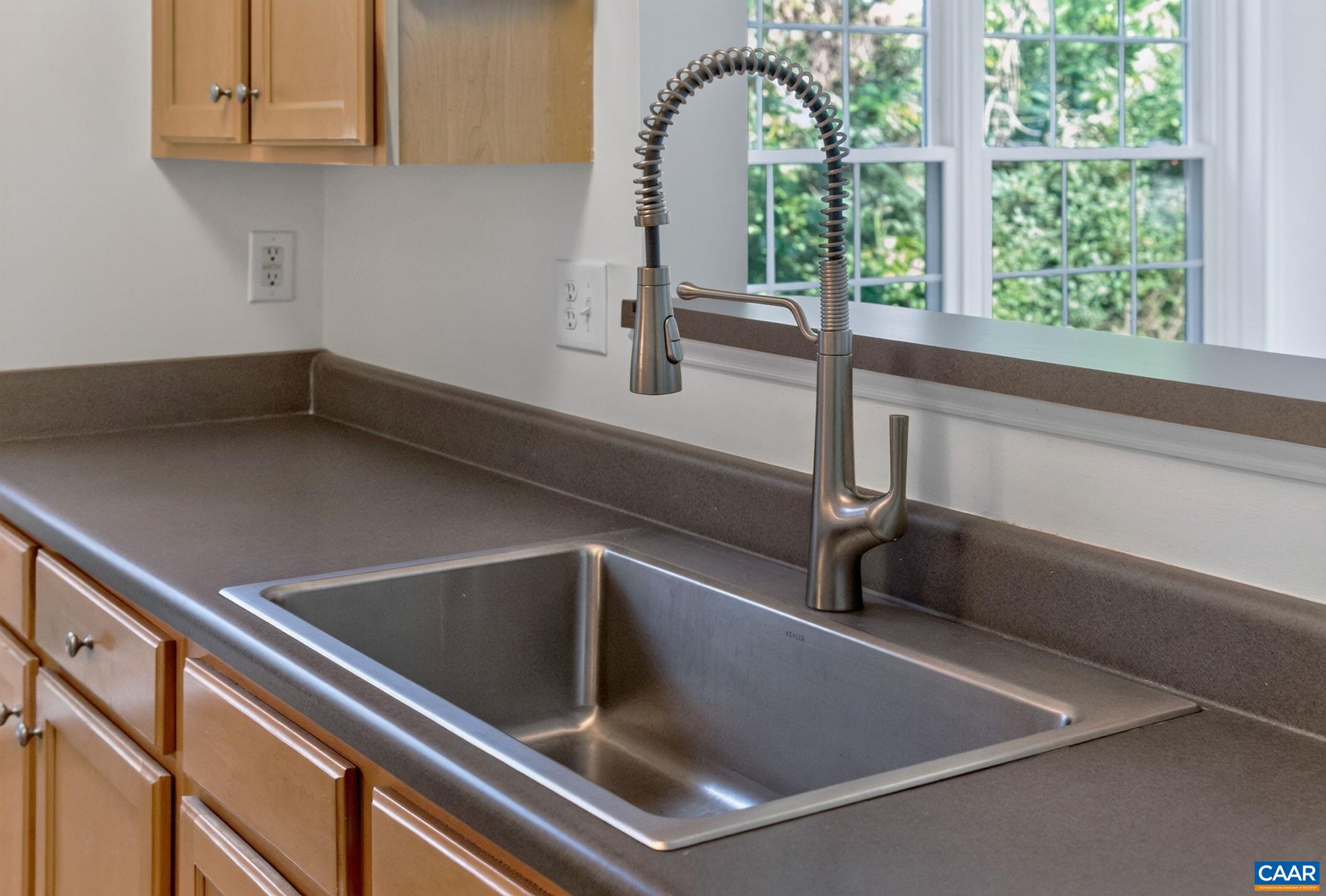 270 RIVERBEND DR, CHARLOTTESVILLE, Virginia 22911, 1 Bedroom Bedrooms, ,1 BathroomBathrooms,Residential,Riverbend One Bedroom,270 RIVERBEND DR,680667 MLS # 680667 270 RIVERBEND DR, CHARLOTTESVILLE, Virginia 22911, 1 Bedroom Bedrooms, ,1 BathroomBathrooms,Residential,Riverbend One Bedroom,270 RIVERBEND DR,680667 MLS # 680667