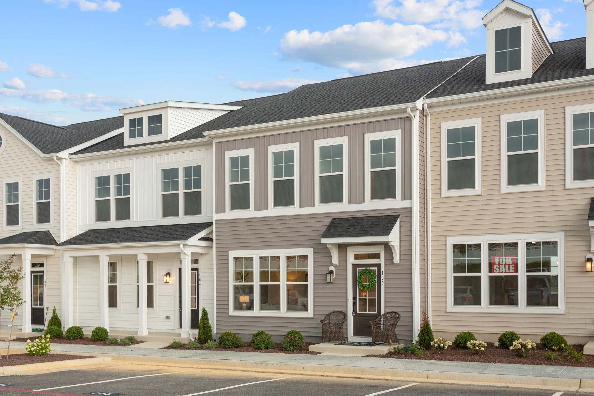 107 SCARLET MAPLE LN, BRIDGEWATER, Virginia 22812, 3 Bedrooms Bedrooms, ,2 BathroomsBathrooms,Residential,The Glen at Cooks Creek,107 SCARLET MAPLE LN,680669 MLS # 680669