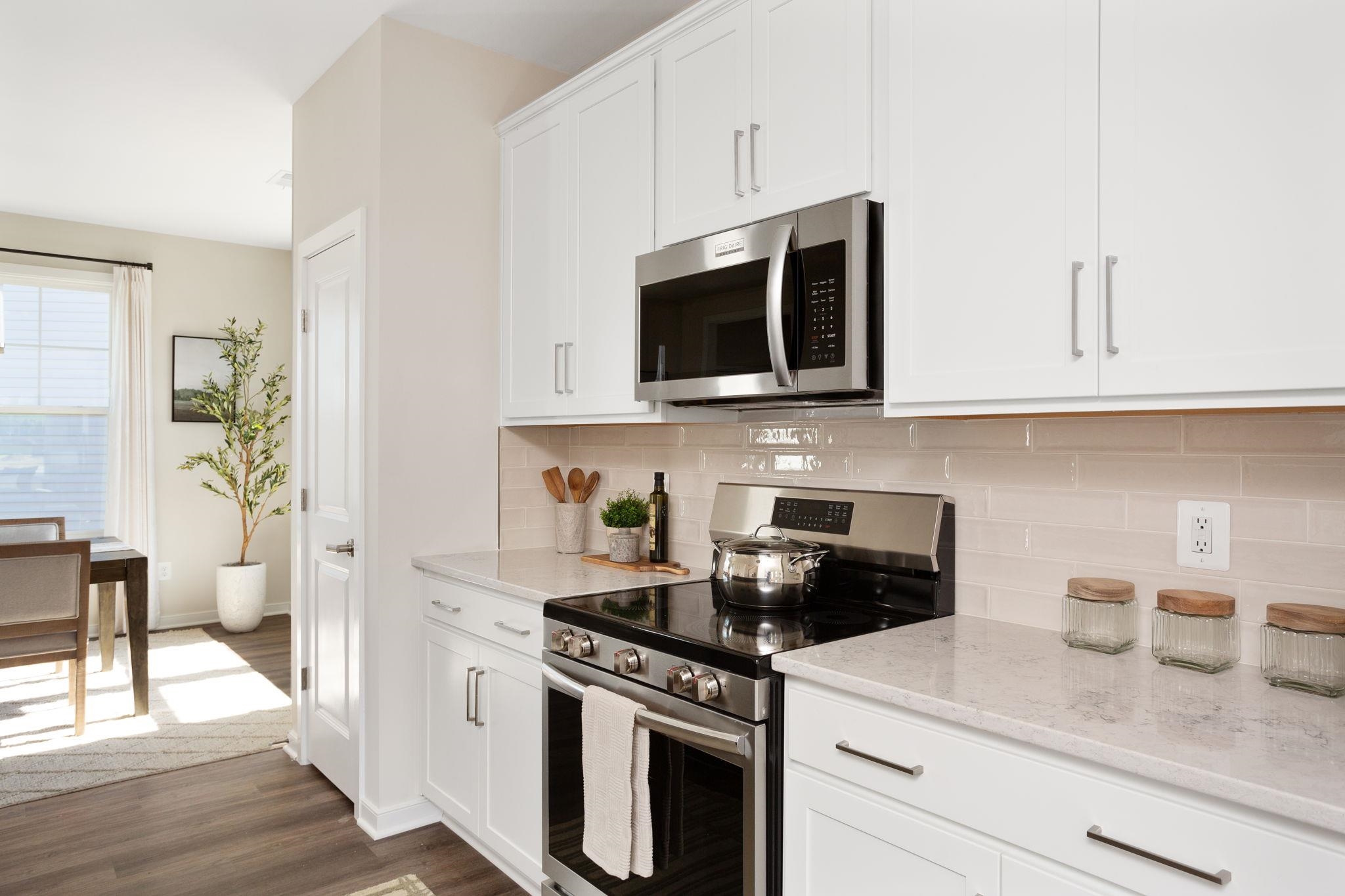 107 SCARLET MAPLE LN, BRIDGEWATER, Virginia 22812, 3 Bedrooms Bedrooms, ,2 BathroomsBathrooms,Residential,The Glen at Cooks Creek,107 SCARLET MAPLE LN,680669 MLS # 680669