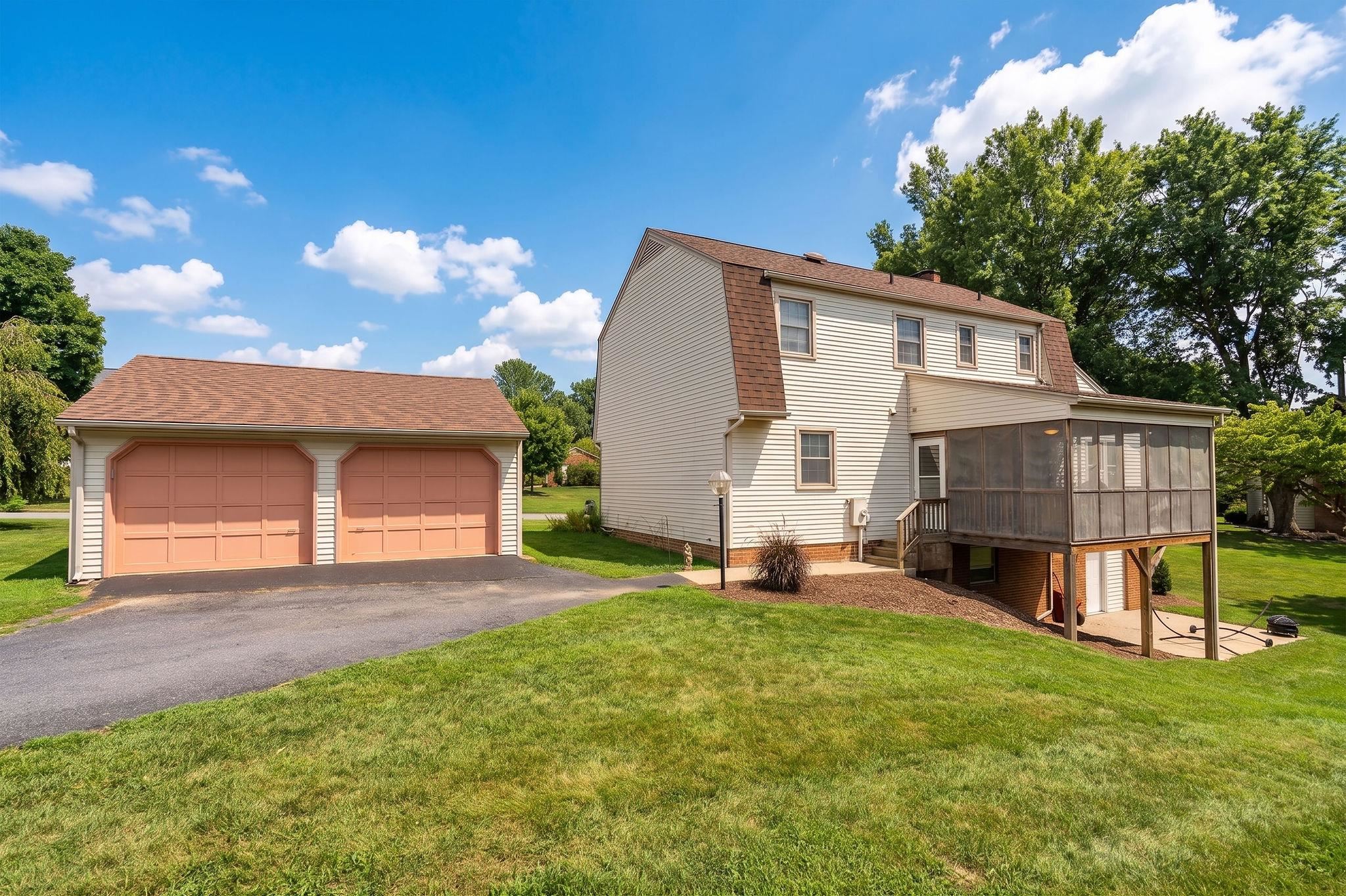 128 TIFFANY DR, WAYNESBORO, Virginia 22980, 3 Bedrooms Bedrooms, ,2 BathroomsBathrooms,Residential,128 TIFFANY DR,680671 MLS # 680671 128 TIFFANY DR, WAYNESBORO, Virginia 22980, 3 Bedrooms Bedrooms, ,2 BathroomsBathrooms,Residential,128 TIFFANY DR,680671 MLS # 680671