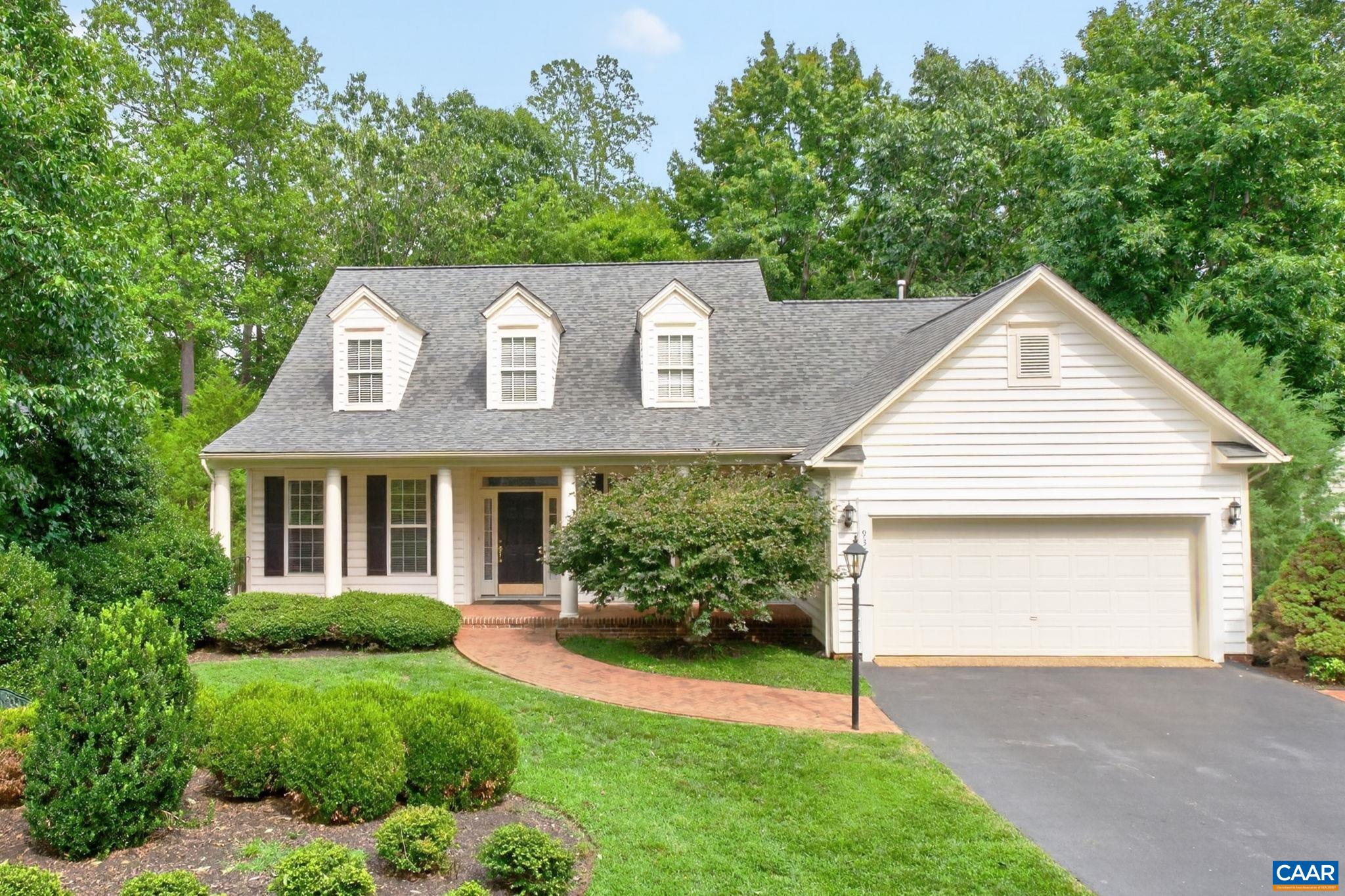 935 CHARTER OAKS DR, CHARLOTTESVILLE, Virginia 22901, 4 Bedrooms Bedrooms, ,3 BathroomsBathrooms,Residential,935 CHARTER OAKS DR,680672 MLS # 680672