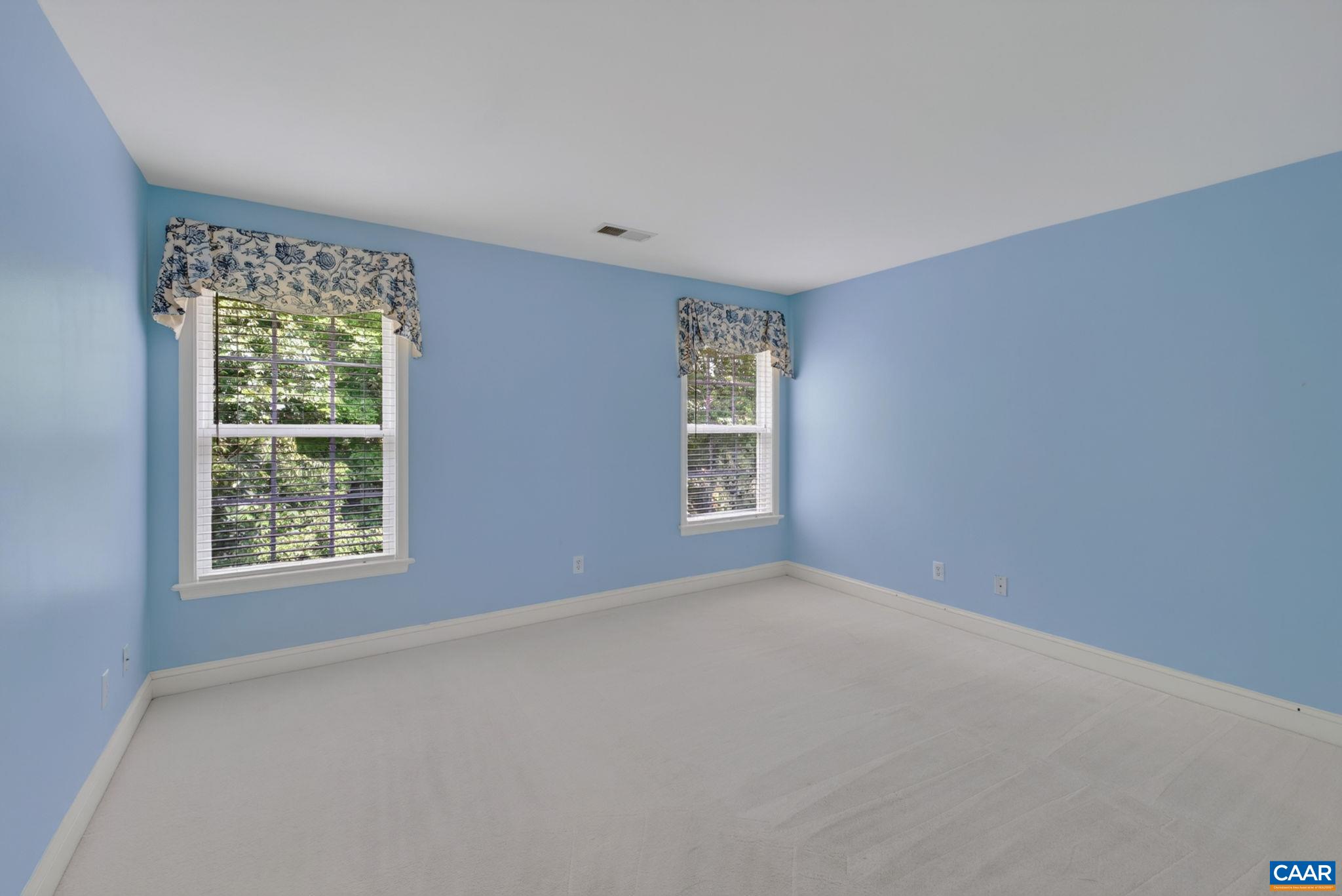 935 CHARTER OAKS DR, CHARLOTTESVILLE, Virginia 22901, 4 Bedrooms Bedrooms, ,3 BathroomsBathrooms,Residential,935 CHARTER OAKS DR,680672 MLS # 680672