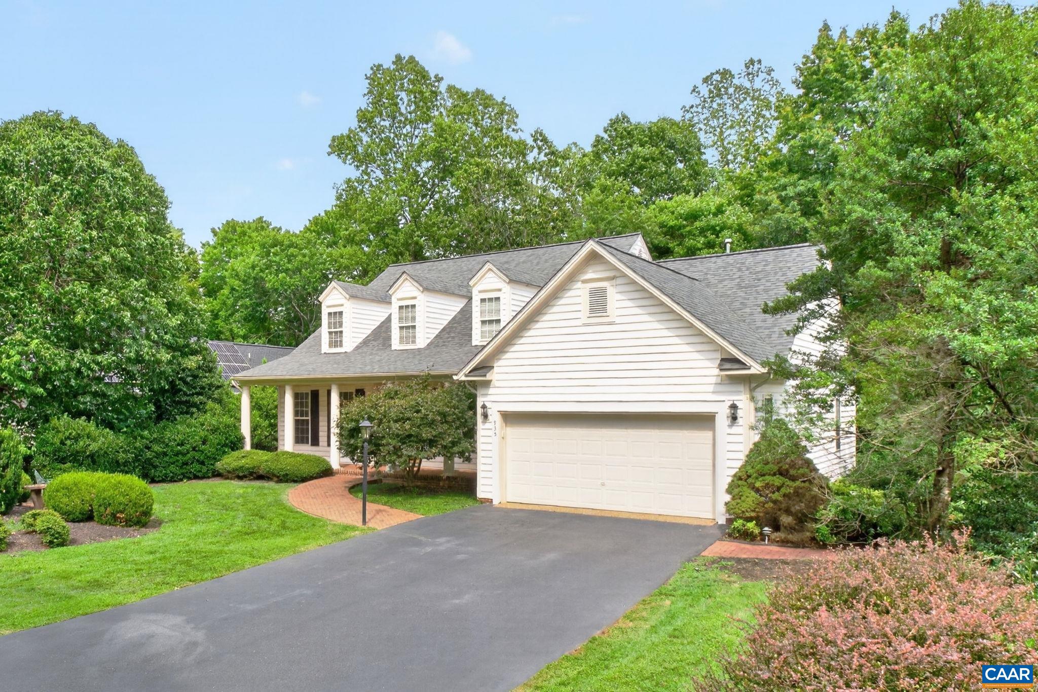 935 CHARTER OAKS DR, CHARLOTTESVILLE, Virginia 22901, 4 Bedrooms Bedrooms, ,3 BathroomsBathrooms,Residential,935 CHARTER OAKS DR,680672 MLS # 680672