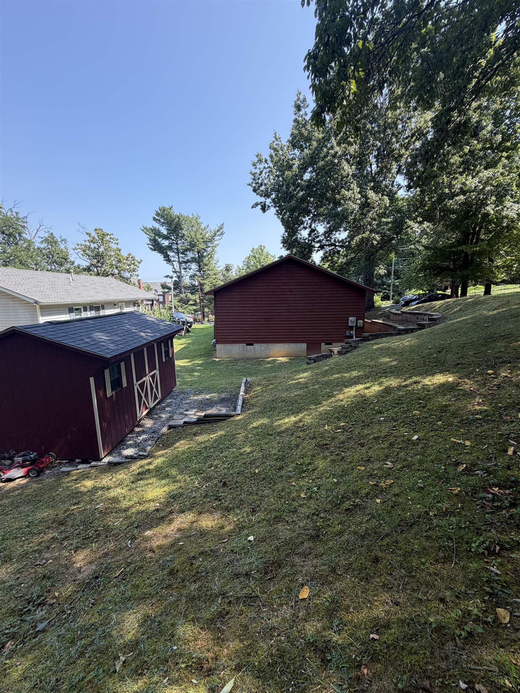 1112 RESERVOIR ST, WAYNESBORO, Virginia 22980, 3 Bedrooms Bedrooms, ,2 BathroomsBathrooms,Residential,1112 RESERVOIR ST,680674 MLS # 680674