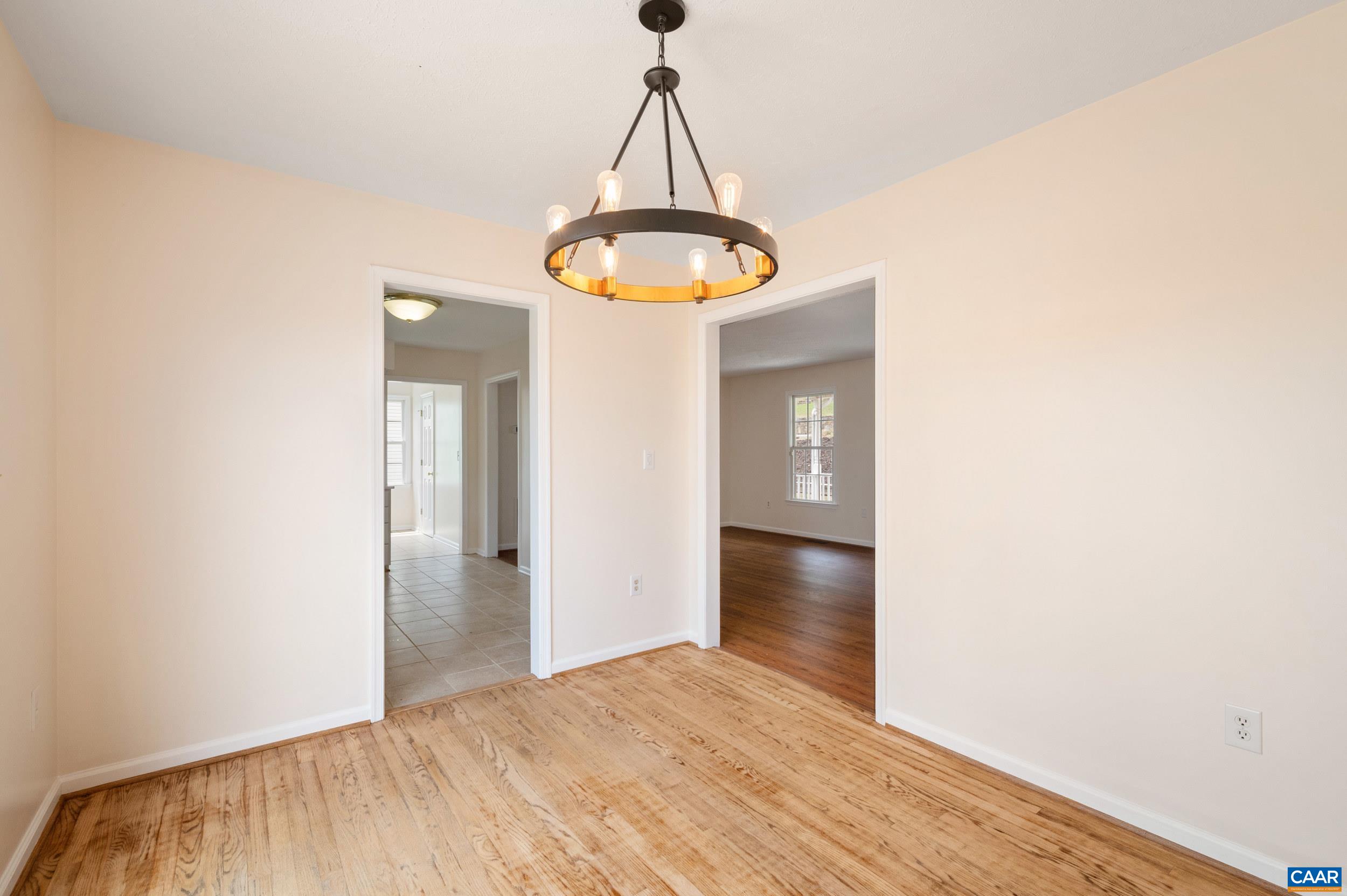 631 ESSEX DR, STAUNTON, Virginia 24401, 3 Bedrooms Bedrooms, ,2 BathroomsBathrooms,Residential,631 ESSEX DR,680676 MLS # 680676 631 ESSEX DR, STAUNTON, Virginia 24401, 3 Bedrooms Bedrooms, ,2 BathroomsBathrooms,Residential,631 ESSEX DR,680676 MLS # 680676