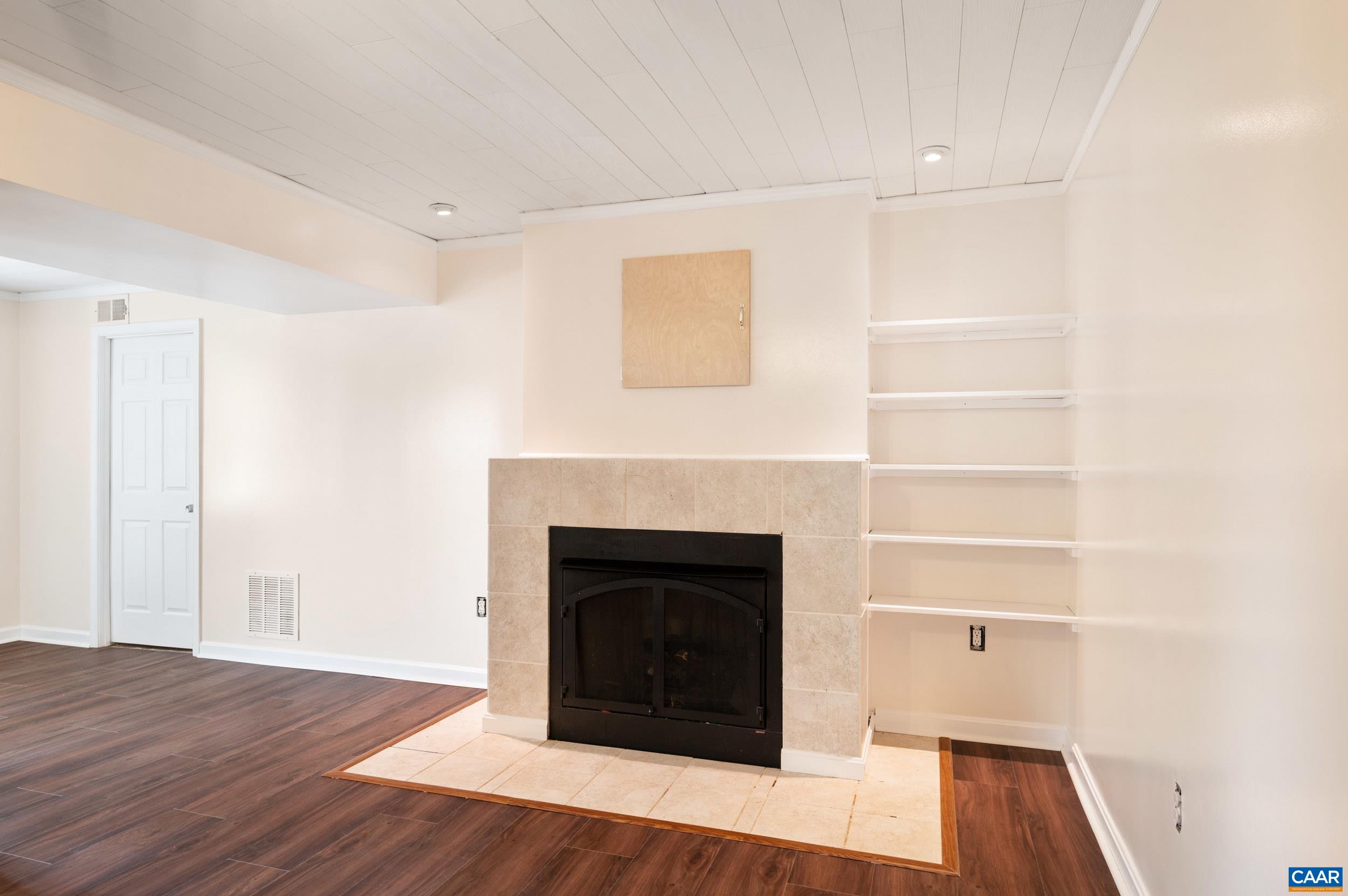 631 ESSEX DR, STAUNTON, Virginia 24401, 3 Bedrooms Bedrooms, ,2 BathroomsBathrooms,Residential,631 ESSEX DR,680676 MLS # 680676 631 ESSEX DR, STAUNTON, Virginia 24401, 3 Bedrooms Bedrooms, ,2 BathroomsBathrooms,Residential,631 ESSEX DR,680676 MLS # 680676