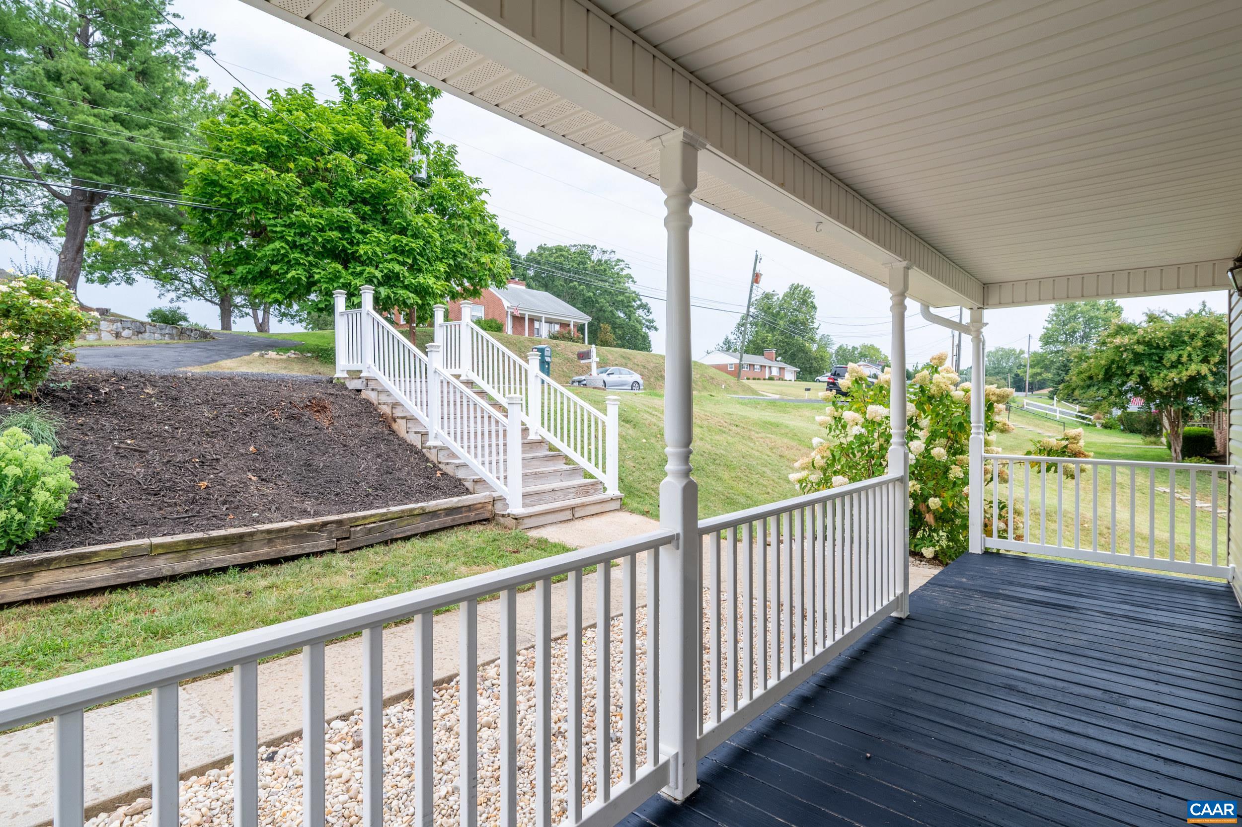 631 ESSEX DR, STAUNTON, Virginia 24401, 3 Bedrooms Bedrooms, ,2 BathroomsBathrooms,Residential,631 ESSEX DR,680676 MLS # 680676 631 ESSEX DR, STAUNTON, Virginia 24401, 3 Bedrooms Bedrooms, ,2 BathroomsBathrooms,Residential,631 ESSEX DR,680676 MLS # 680676