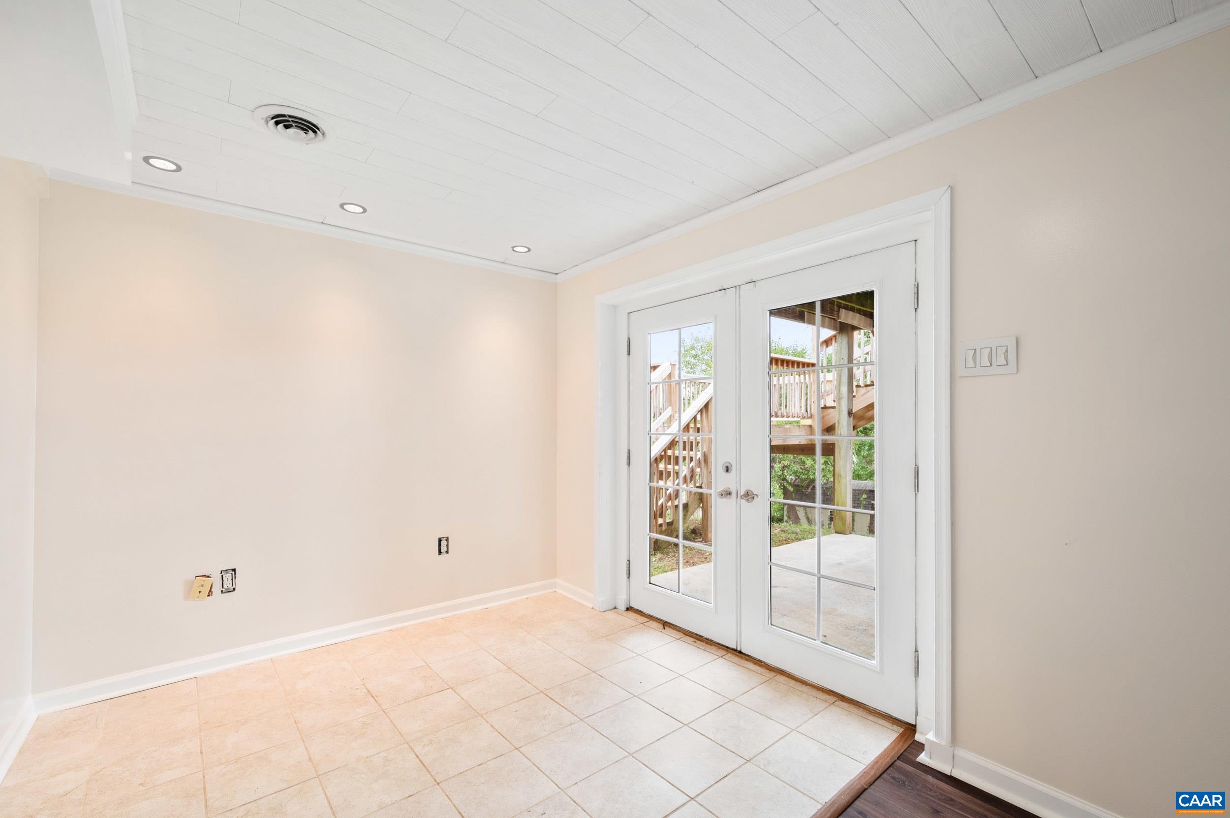 631 ESSEX DR, STAUNTON, Virginia 24401, 3 Bedrooms Bedrooms, ,2 BathroomsBathrooms,Residential,631 ESSEX DR,680676 MLS # 680676 631 ESSEX DR, STAUNTON, Virginia 24401, 3 Bedrooms Bedrooms, ,2 BathroomsBathrooms,Residential,631 ESSEX DR,680676 MLS # 680676