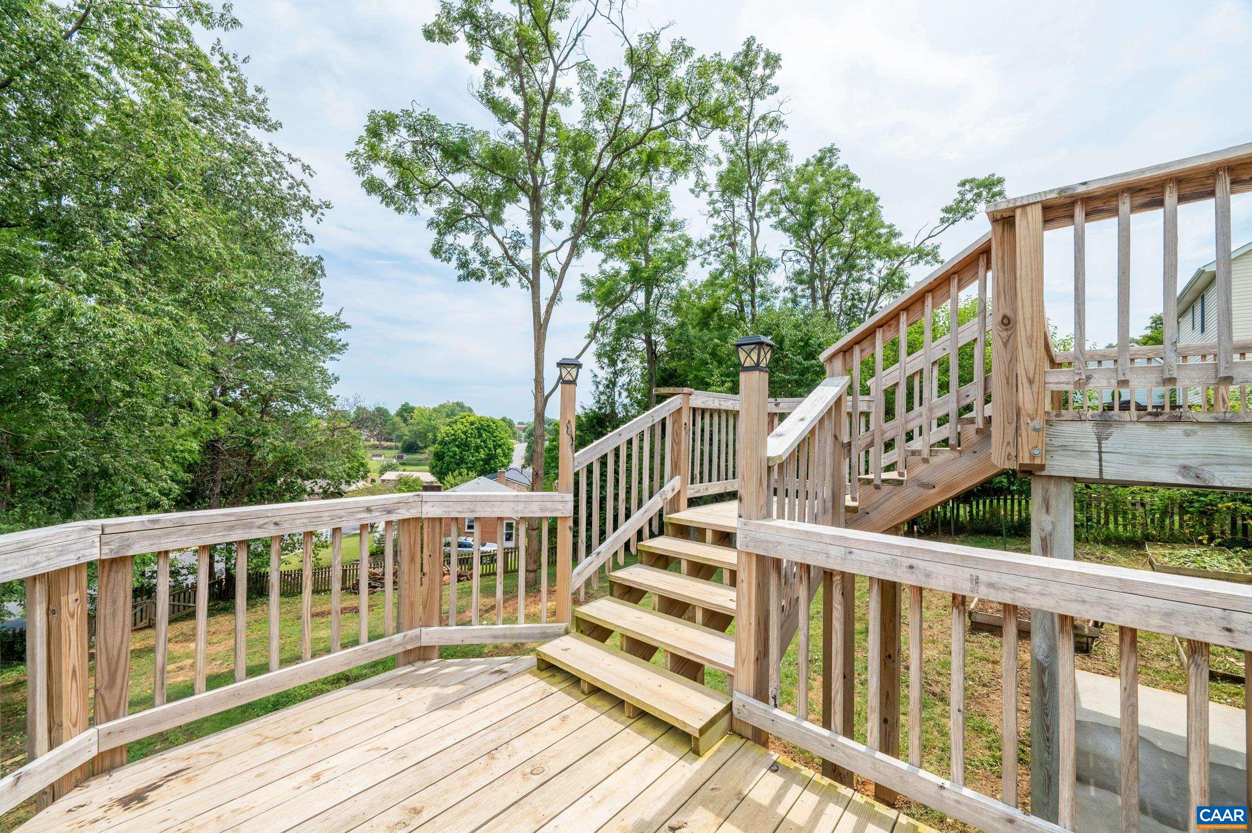 631 ESSEX DR, STAUNTON, Virginia 24401, 3 Bedrooms Bedrooms, ,2 BathroomsBathrooms,Residential,631 ESSEX DR,680676 MLS # 680676 631 ESSEX DR, STAUNTON, Virginia 24401, 3 Bedrooms Bedrooms, ,2 BathroomsBathrooms,Residential,631 ESSEX DR,680676 MLS # 680676
